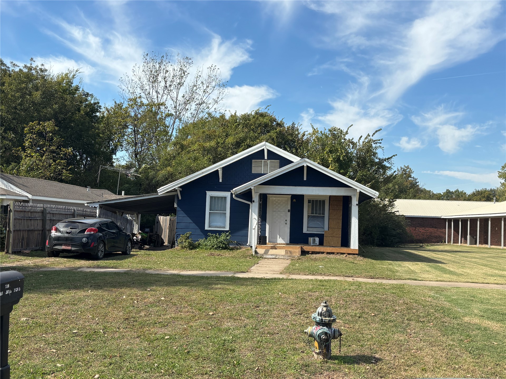 719 Spaulding Boulevard Property Photo 1