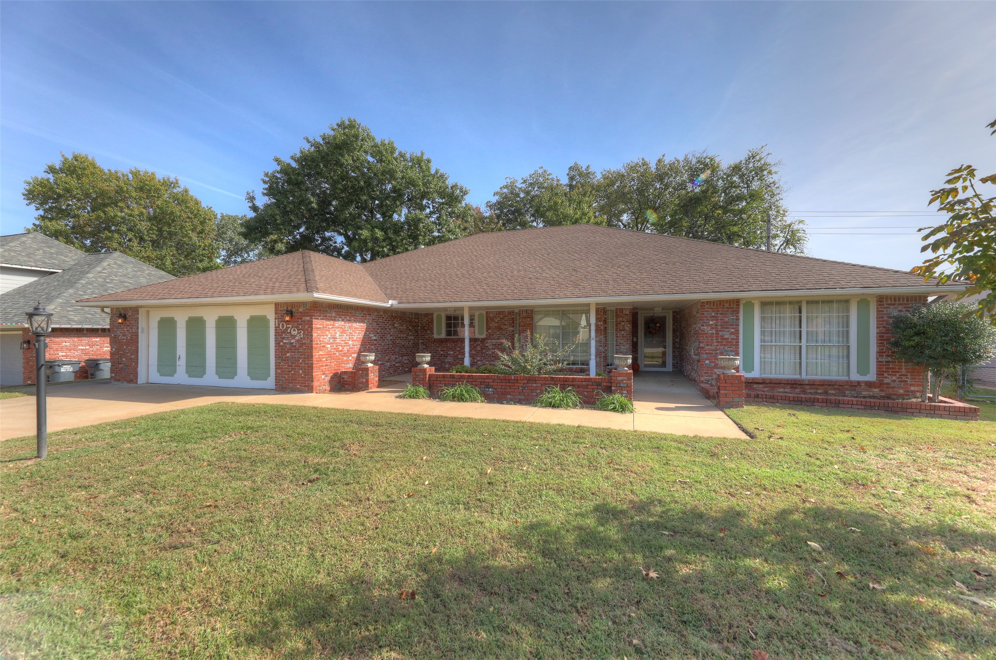 10703 S 89th East Avenue Property Photo 1