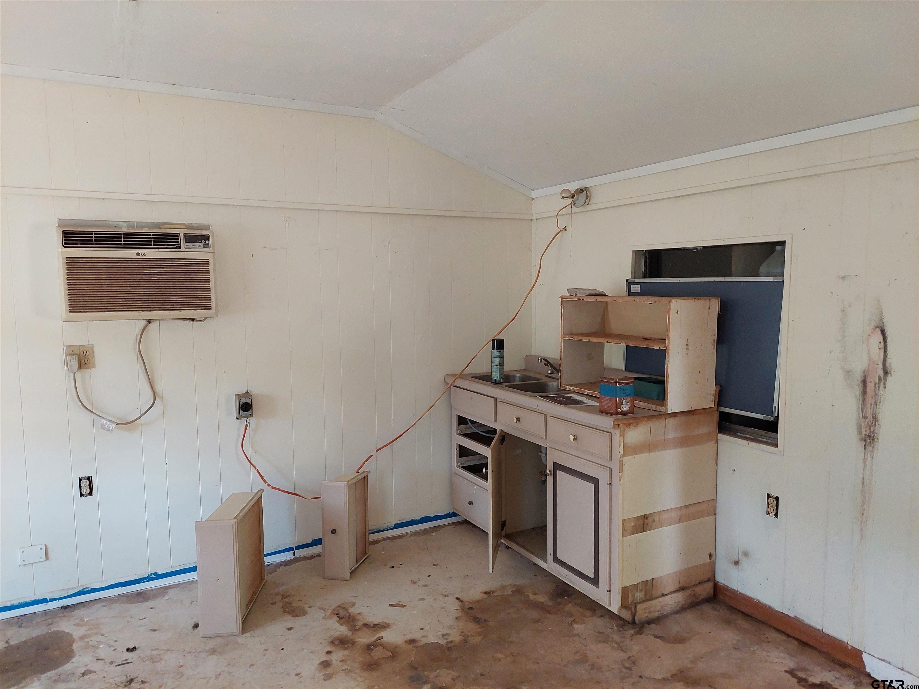 185 And 187 Pr 8577 Property Photo 8