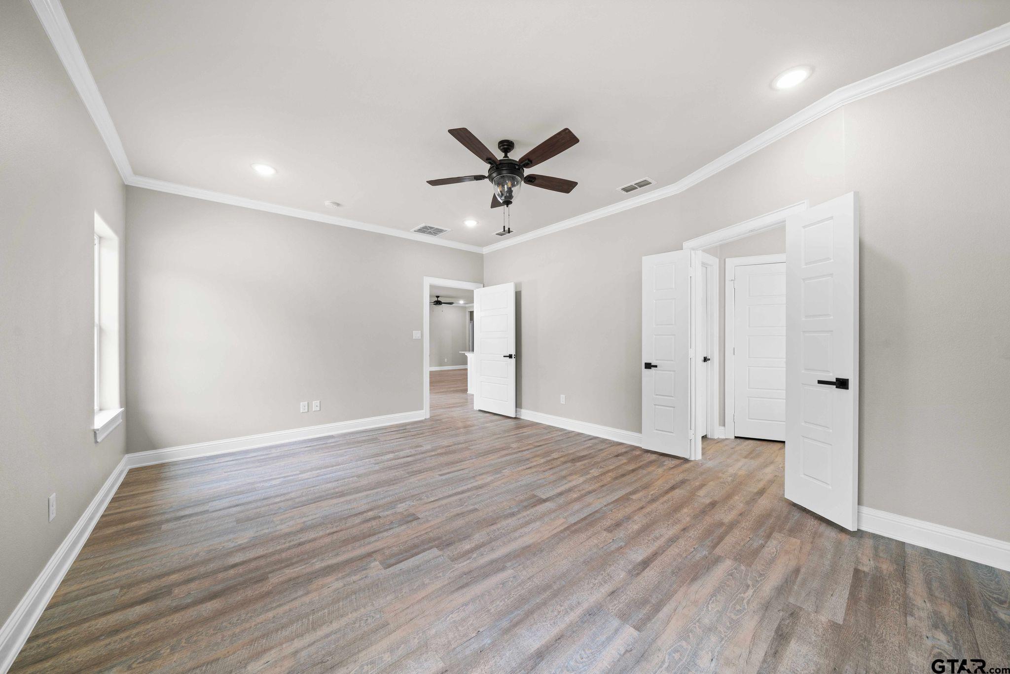 19324 Cedarpark Place Property Photo 16