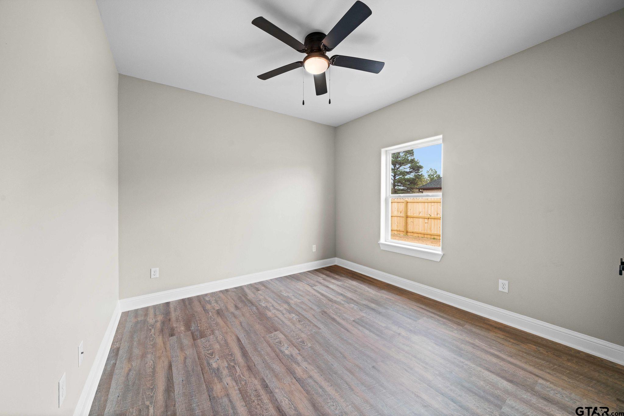 19324 Cedarpark Place Property Photo 24