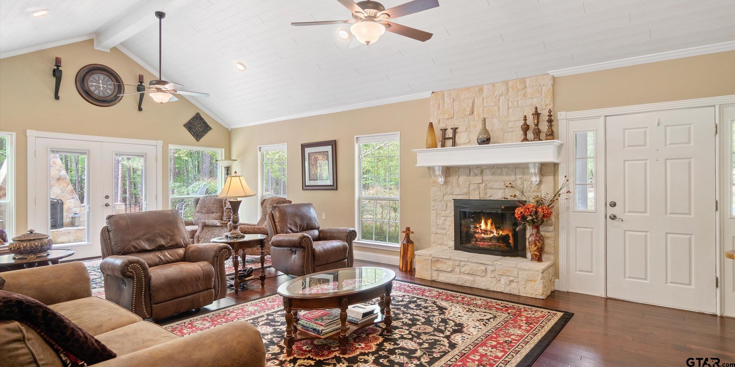 345 Winding Trail Property Photo 8