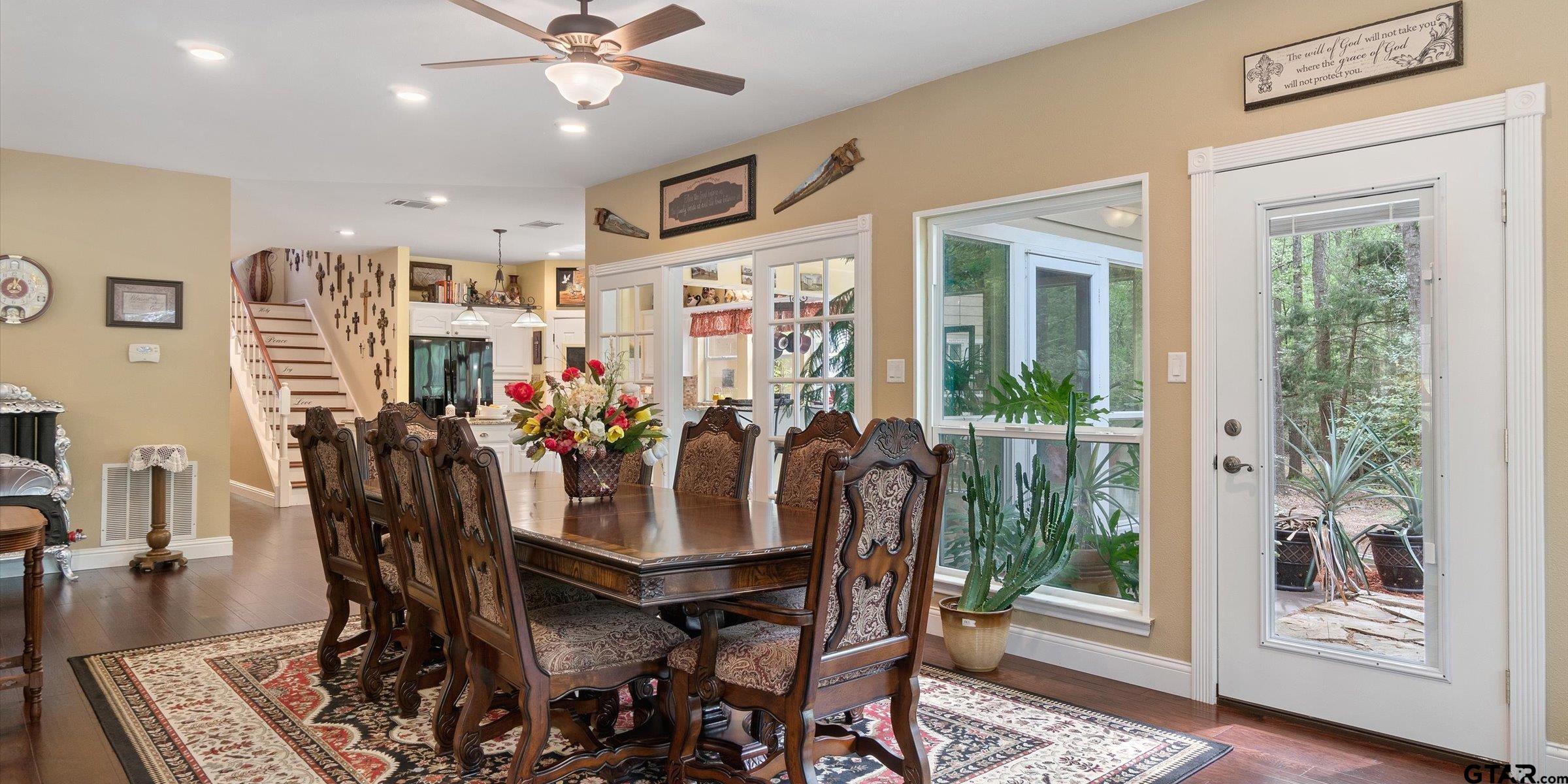 345 Winding Trail Property Photo 11