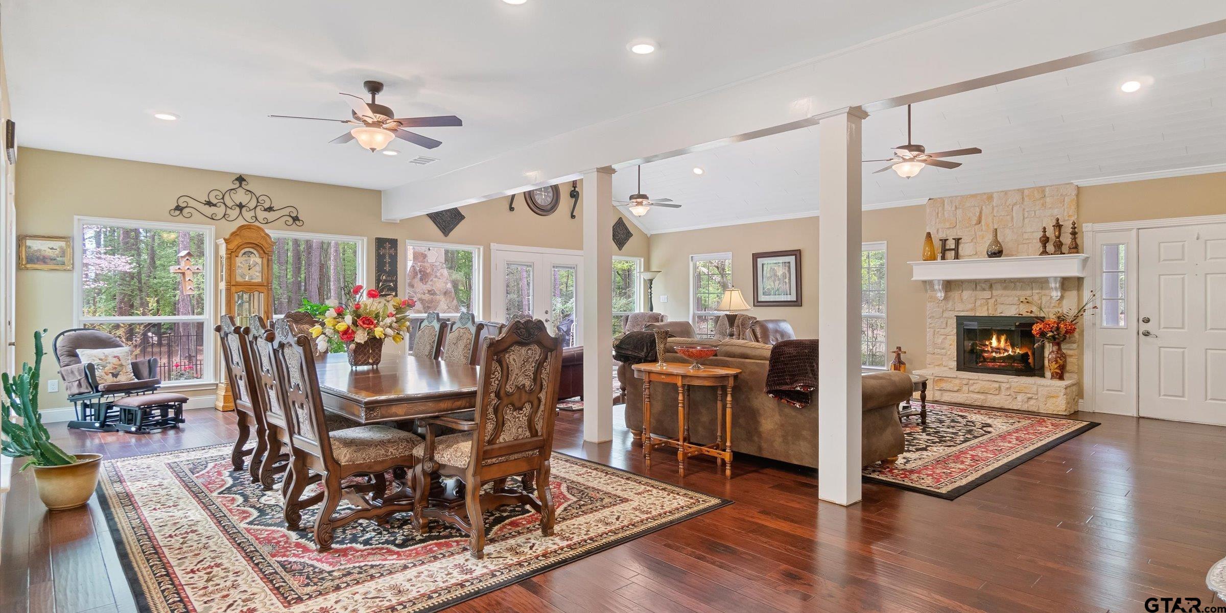 345 Winding Trail Property Photo 14