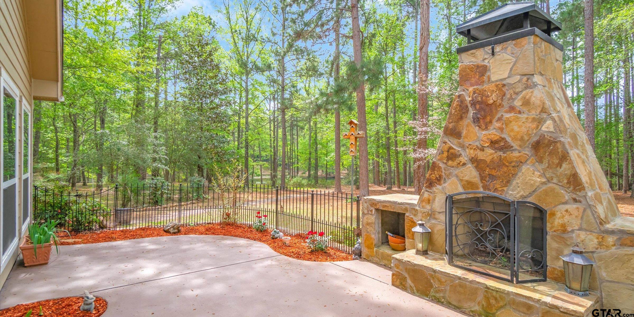 345 Winding Trail Property Photo 29