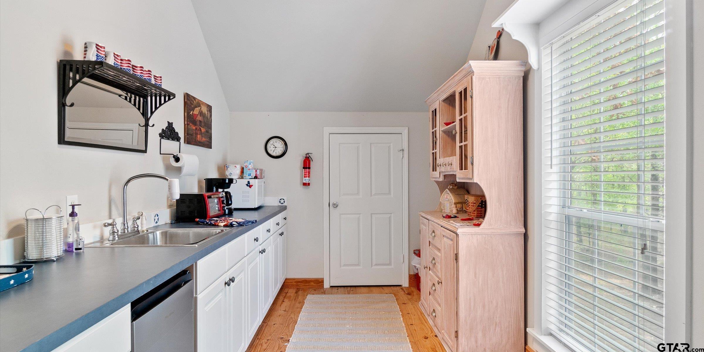 345 Winding Trail Property Photo 41