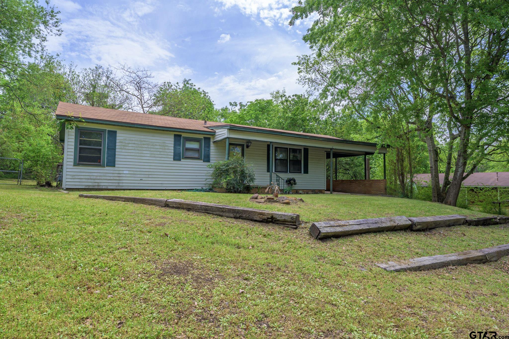 100 Mills Property Photo 1