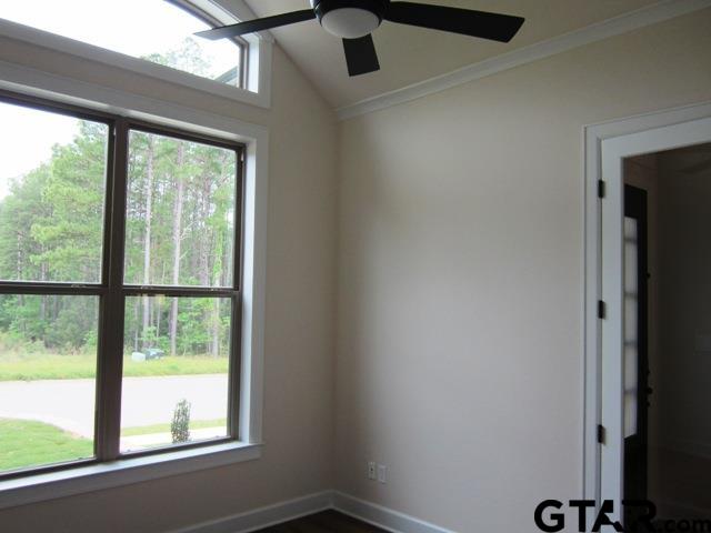 8016 Crooked Trail Property Photo 27