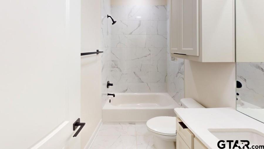 8016 Crooked Trail Property Photo 33