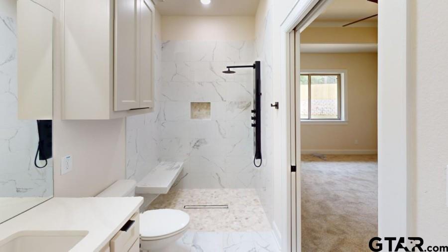 8016 Crooked Trail Property Photo 35