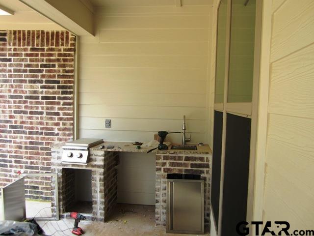 8016 Crooked Trail Property Photo 36
