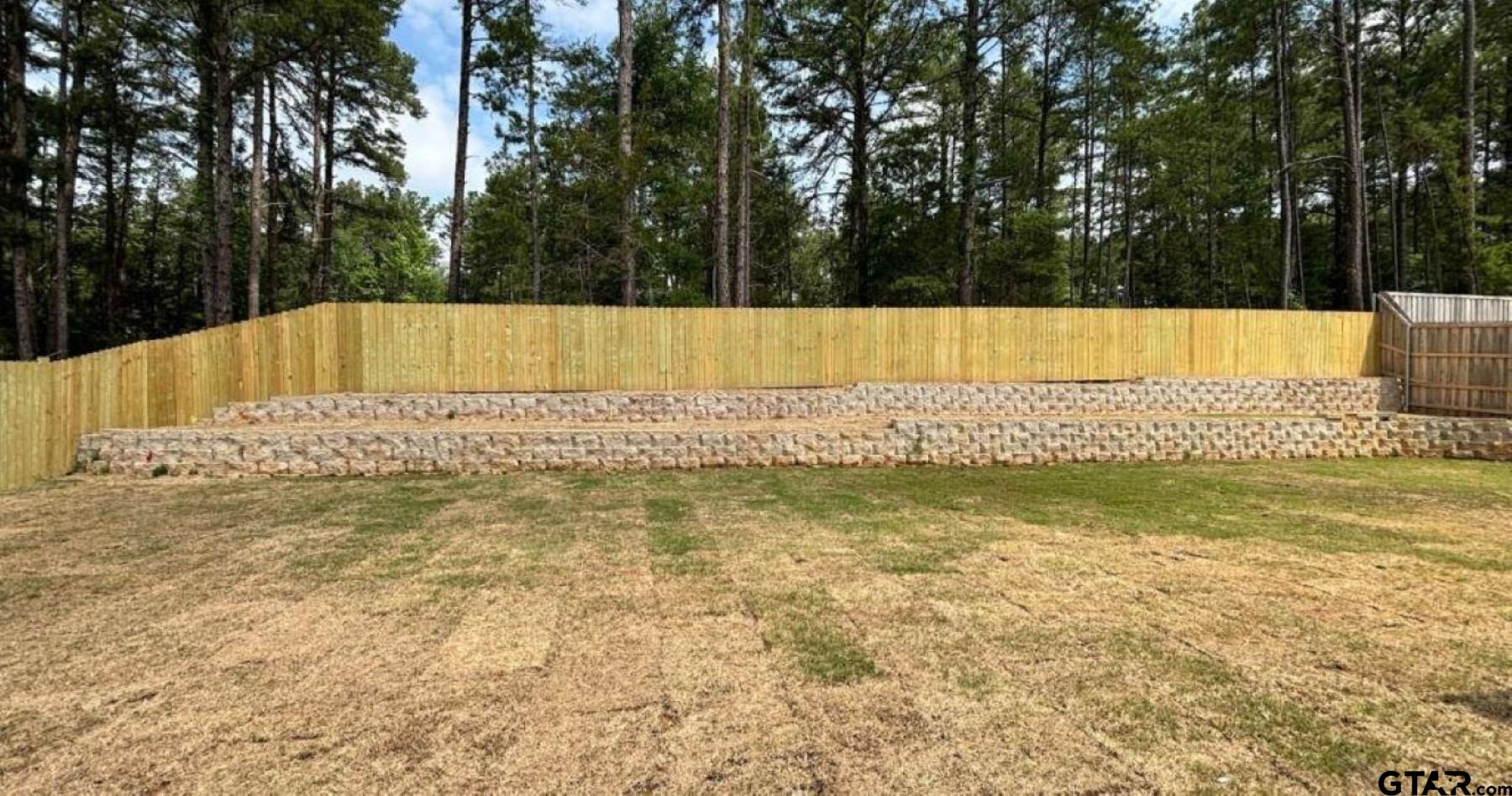 8016 Crooked Trail Property Photo 37