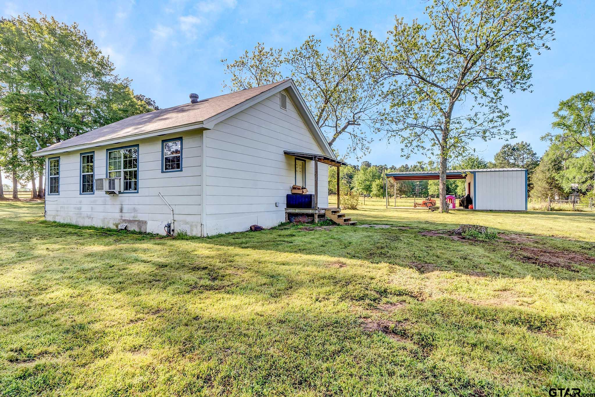 4564 S Cr 314 Property Photo 3