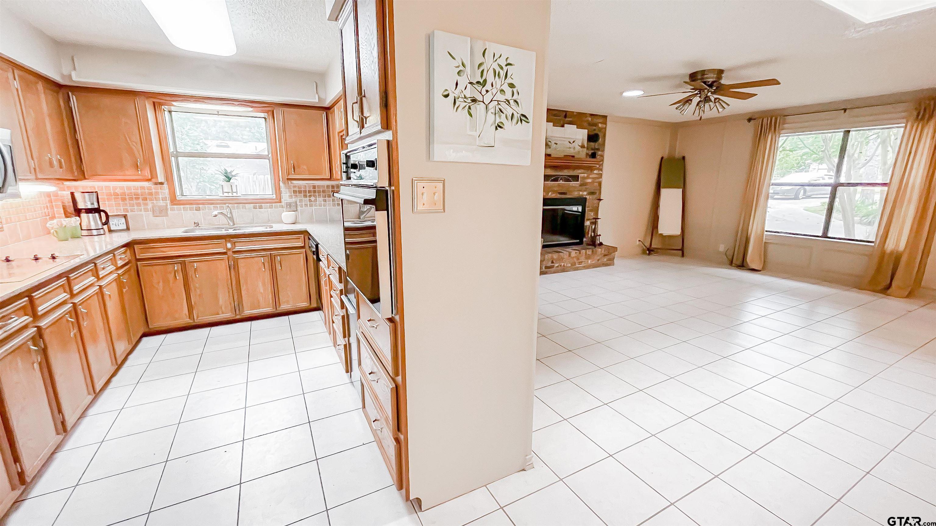 326 Lakeview Property Photo 25