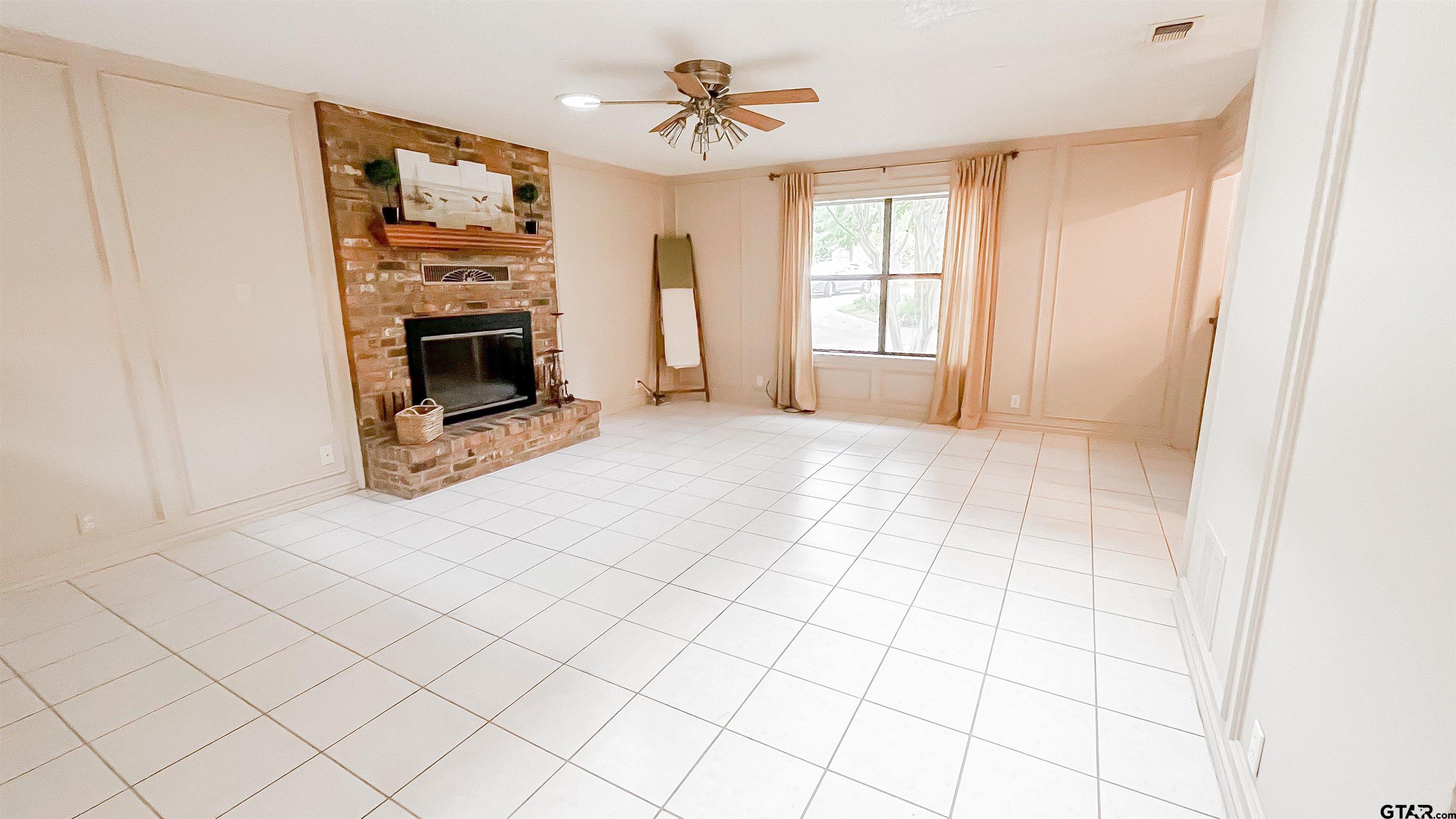 326 Lakeview Property Photo 26