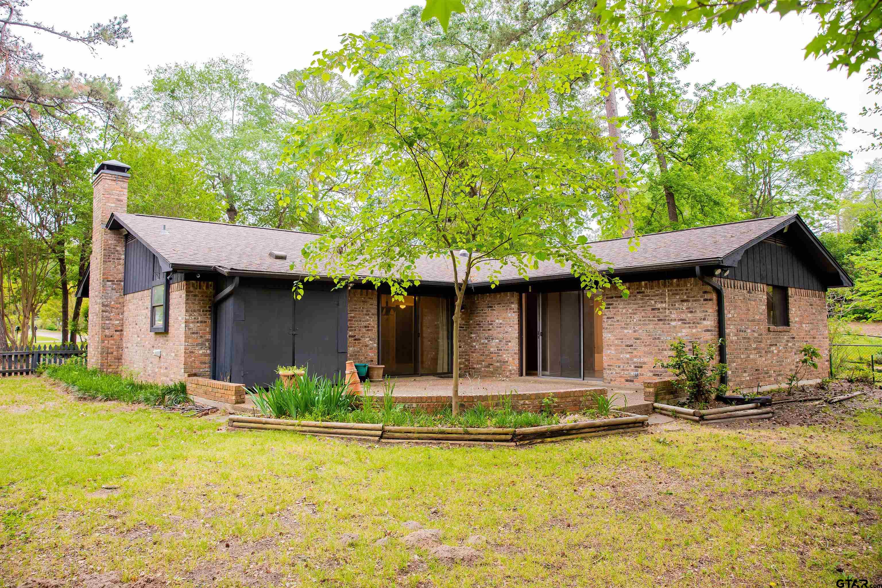 326 Lakeview Property Photo 36