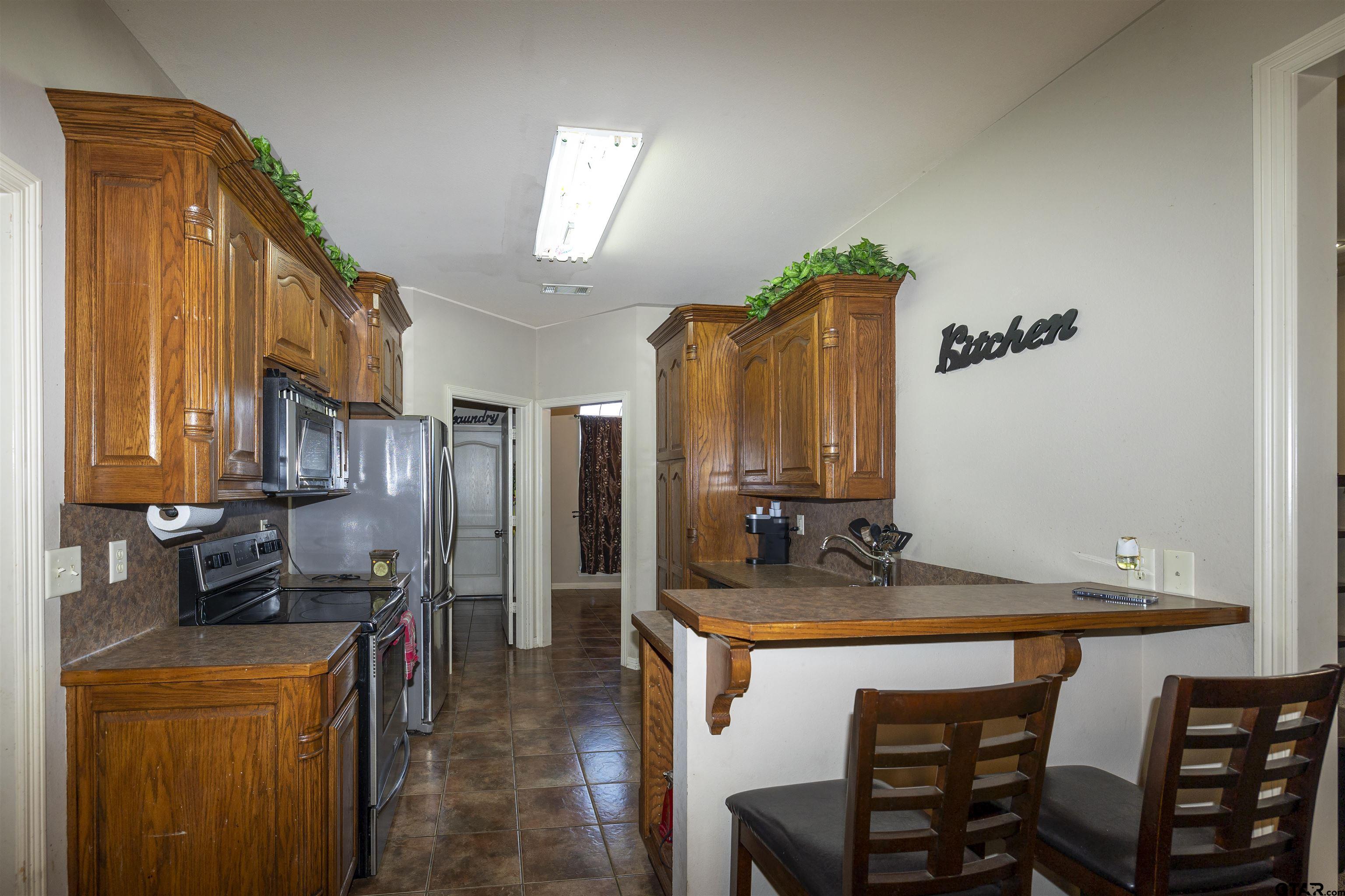 413 Princess Pl Property Photo 16