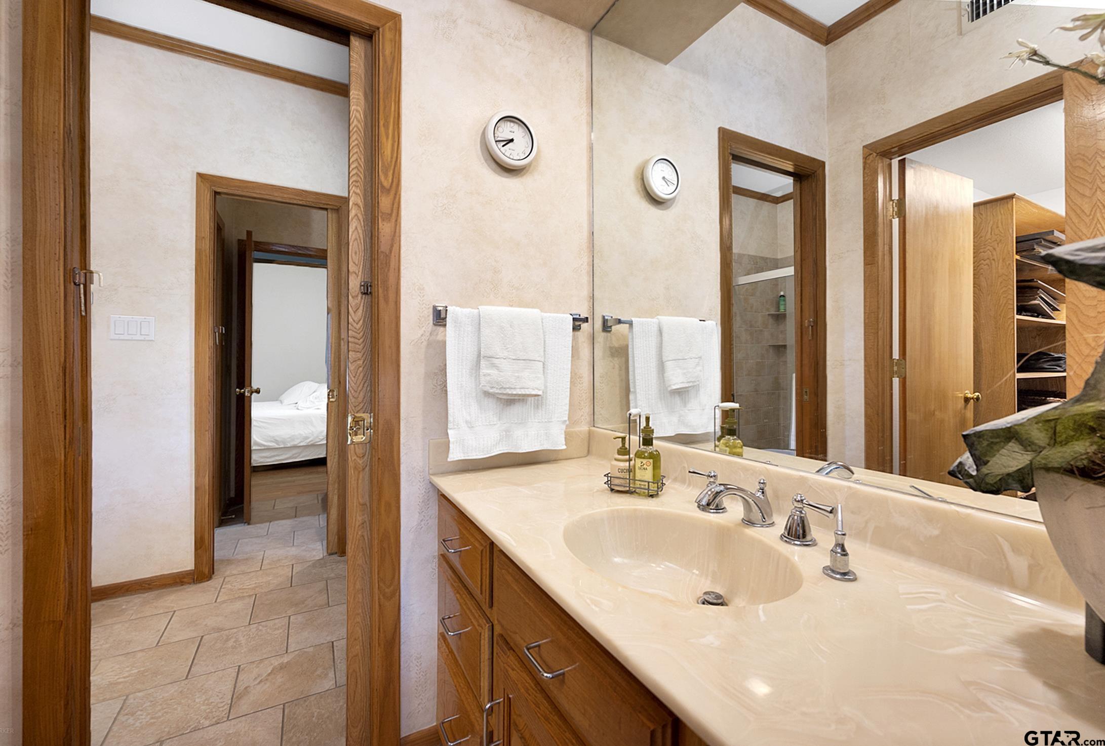 2391 Lakefront Shores Property Photo 21
