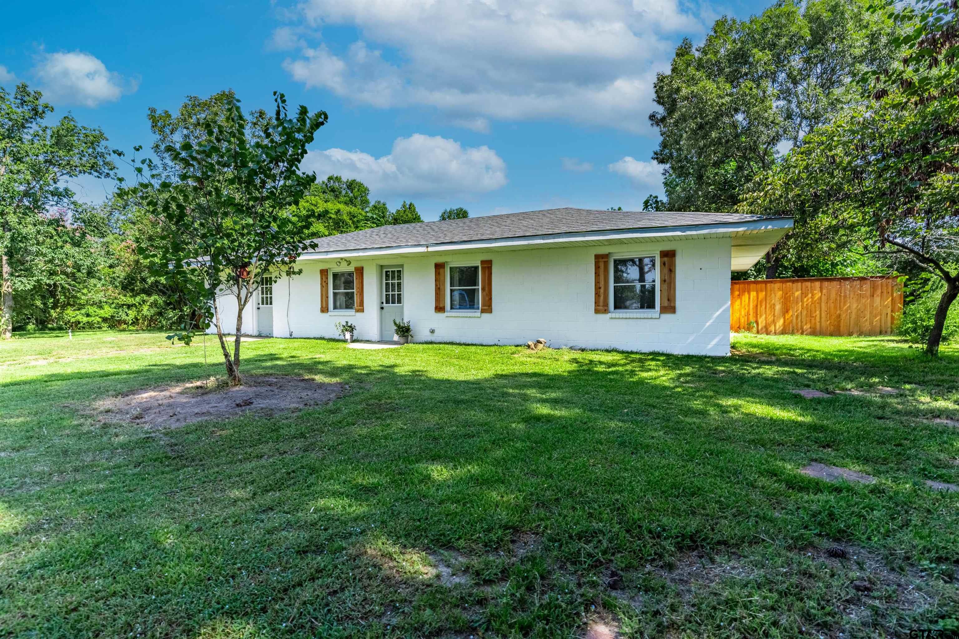 131 County Road 1850 Property Photo 1