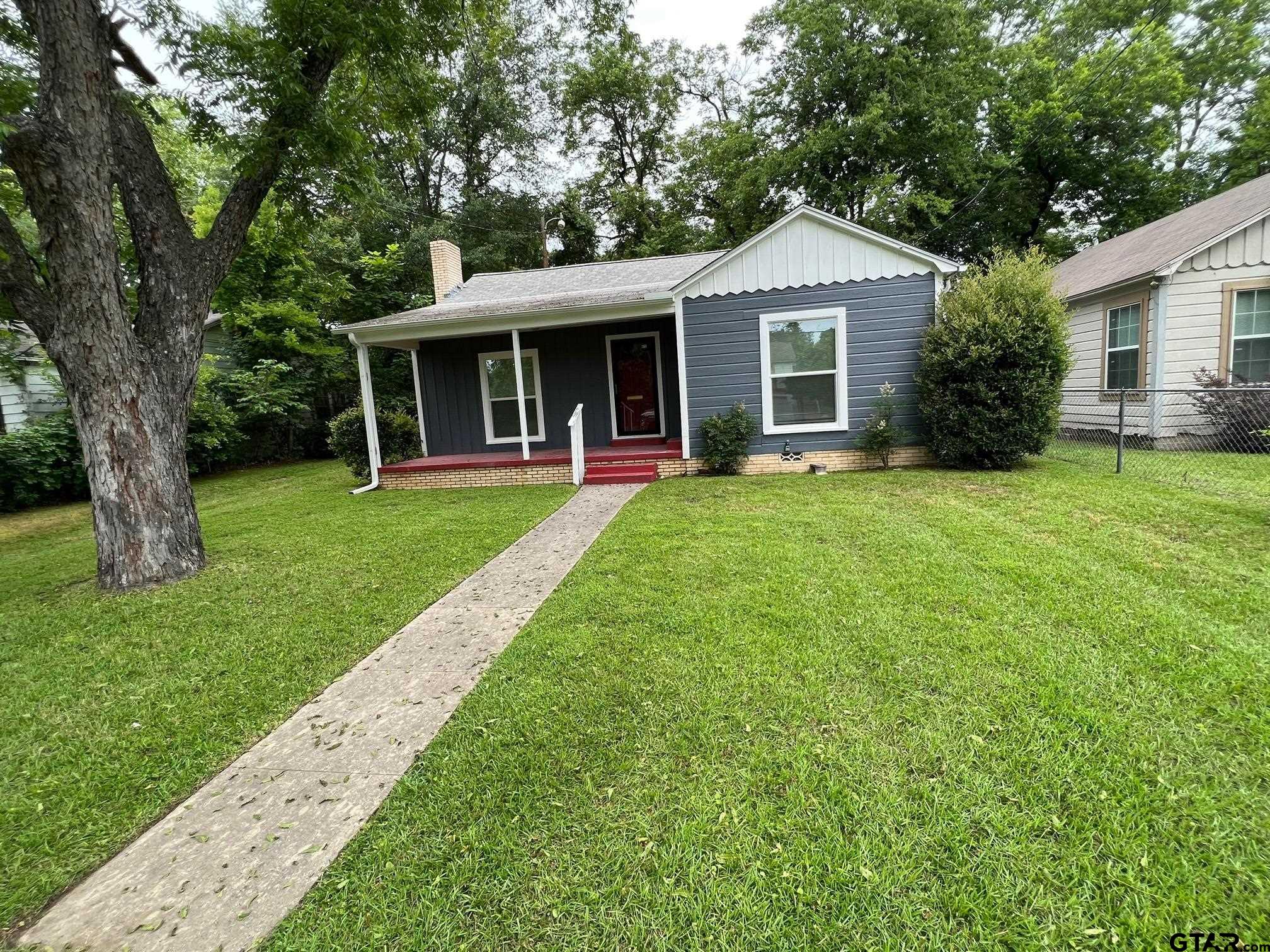 1211 Cochran Property Photo 4