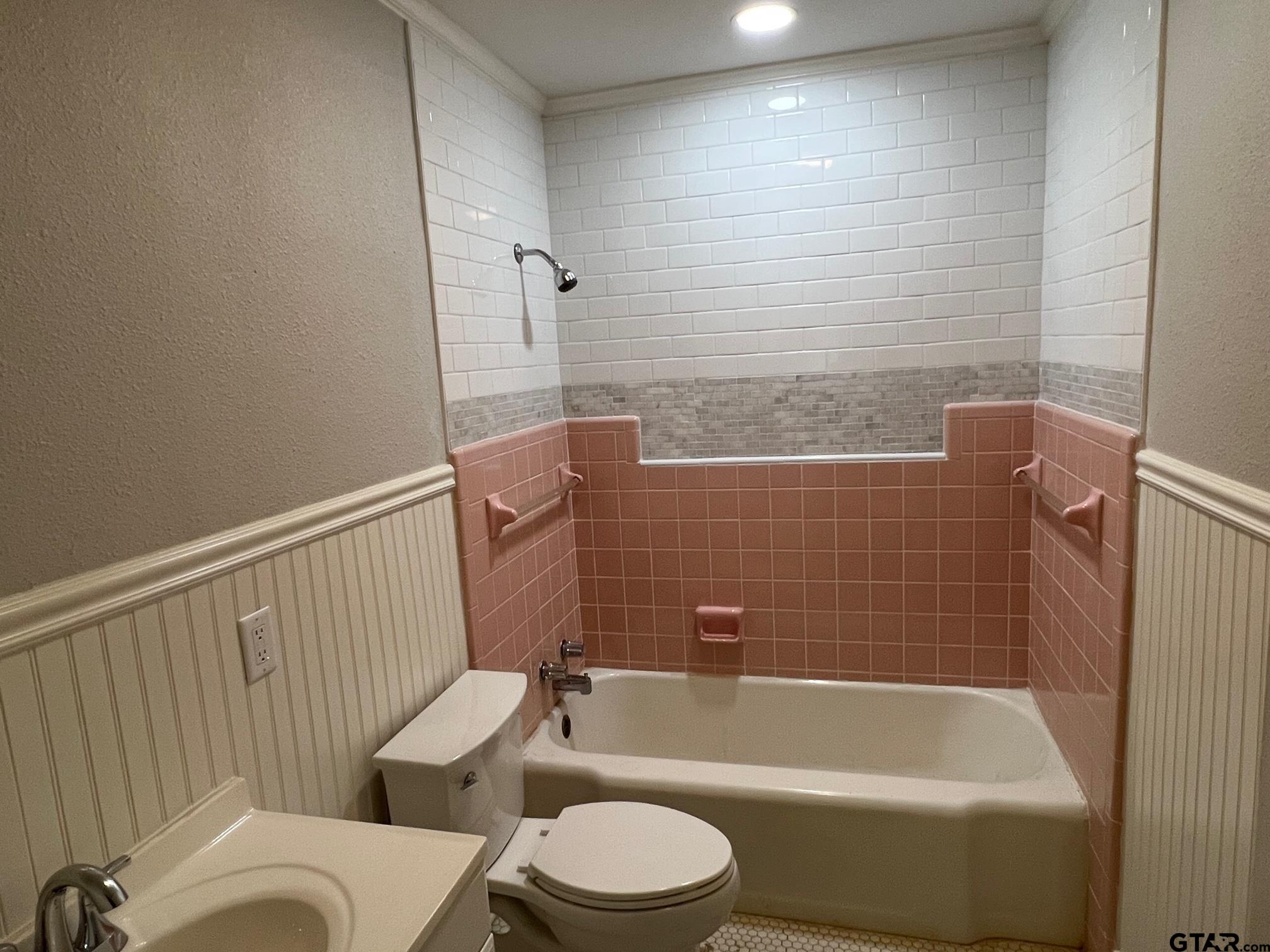 1211 Cochran Property Photo 14