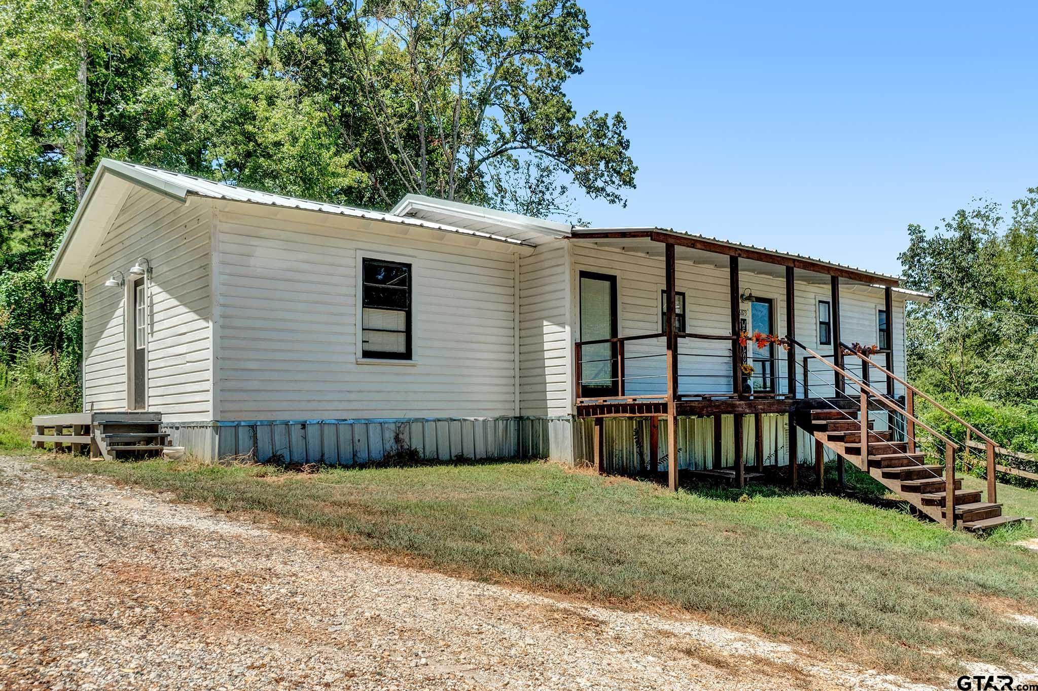 6873 Hydrangea Road Property Photo 2