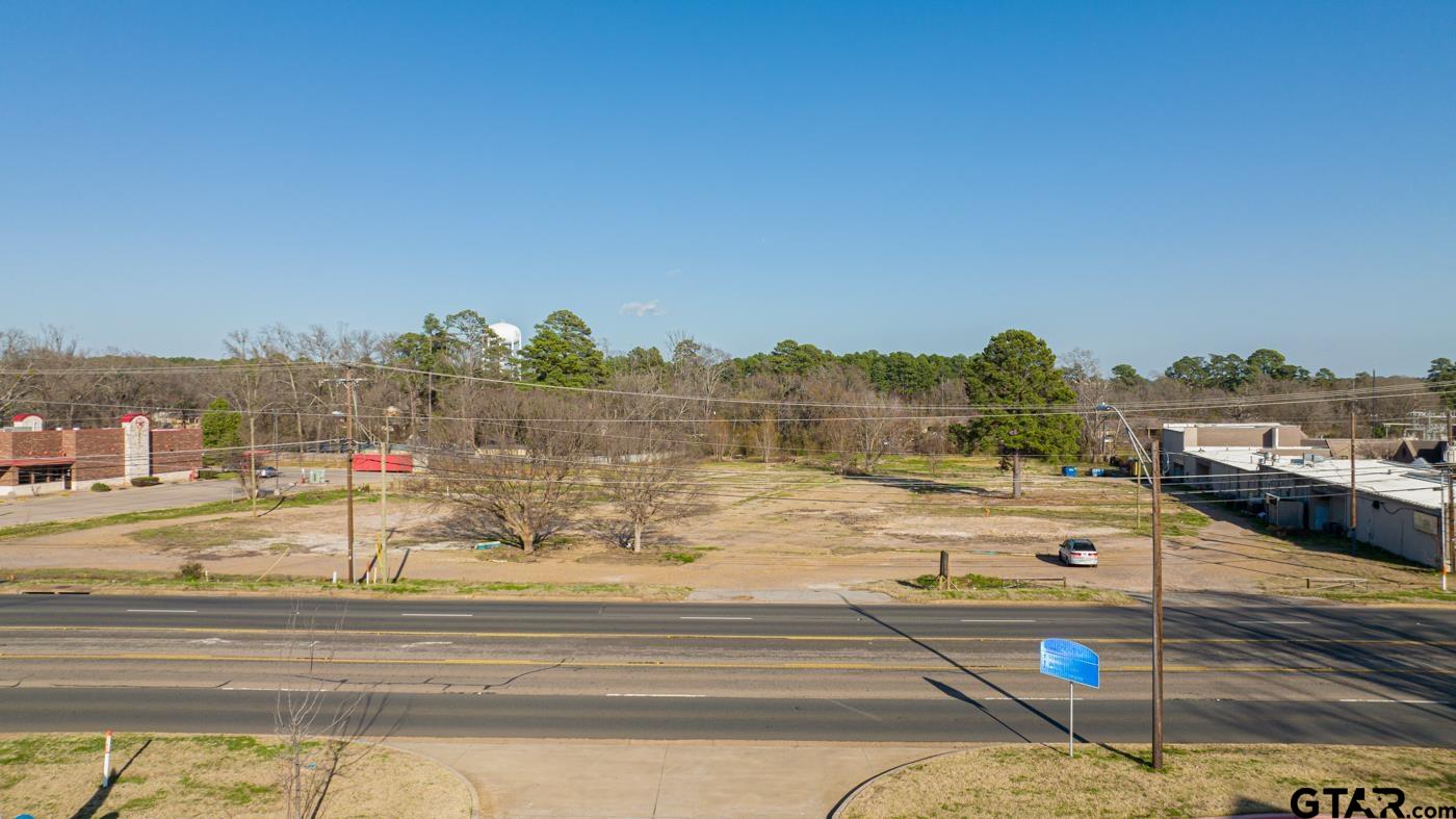 2100 Judson Rd Property Photo 18