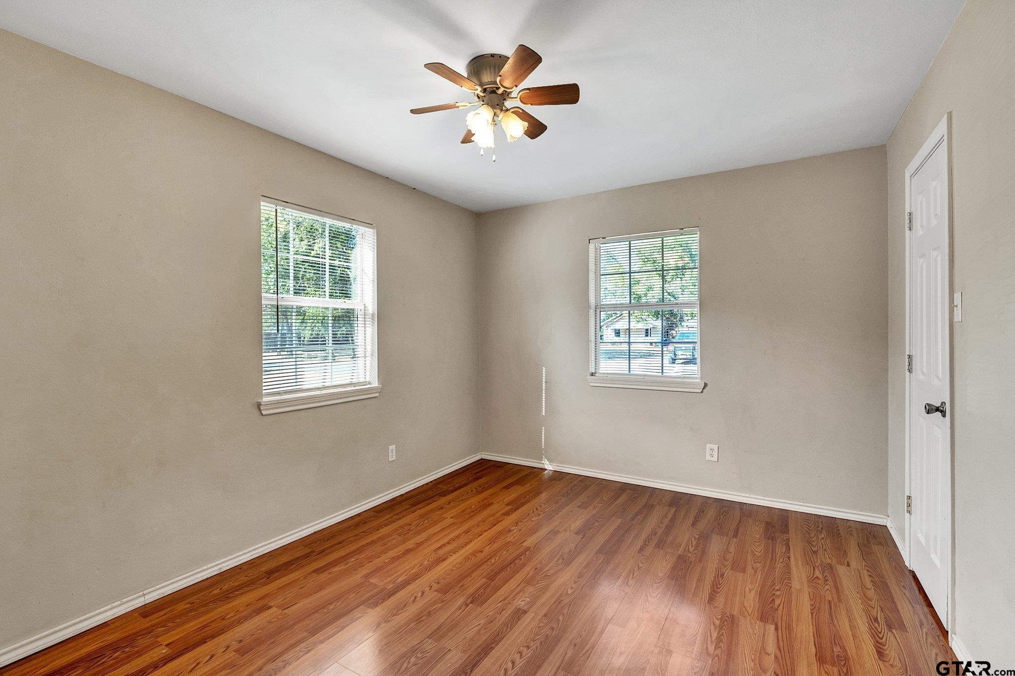403 Sanders Street Property Photo 12