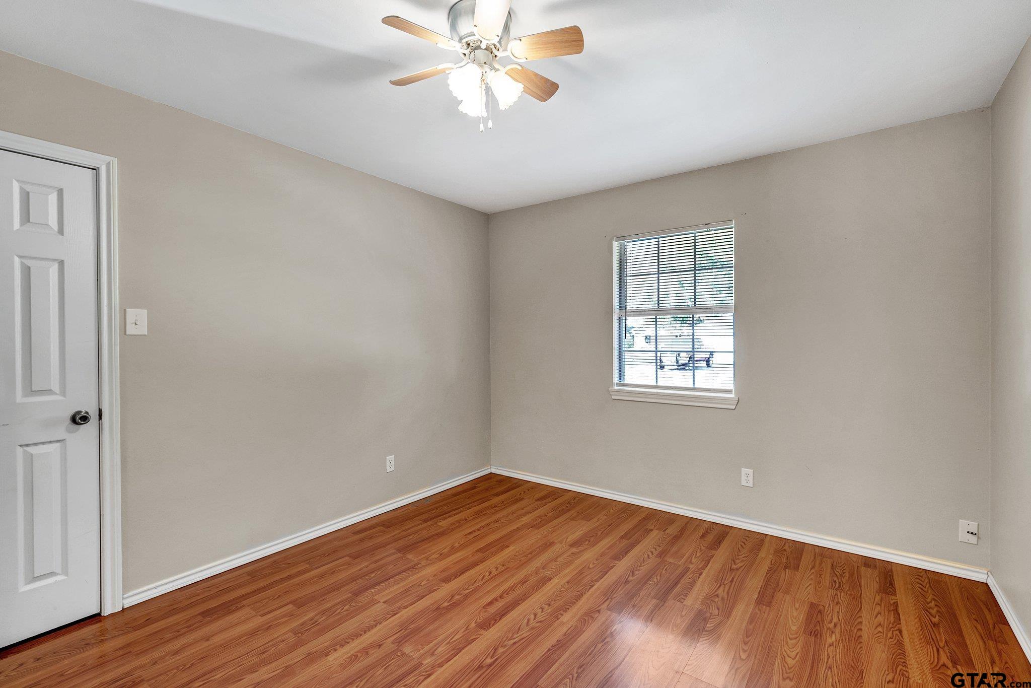 403 Sanders Street Property Photo 16