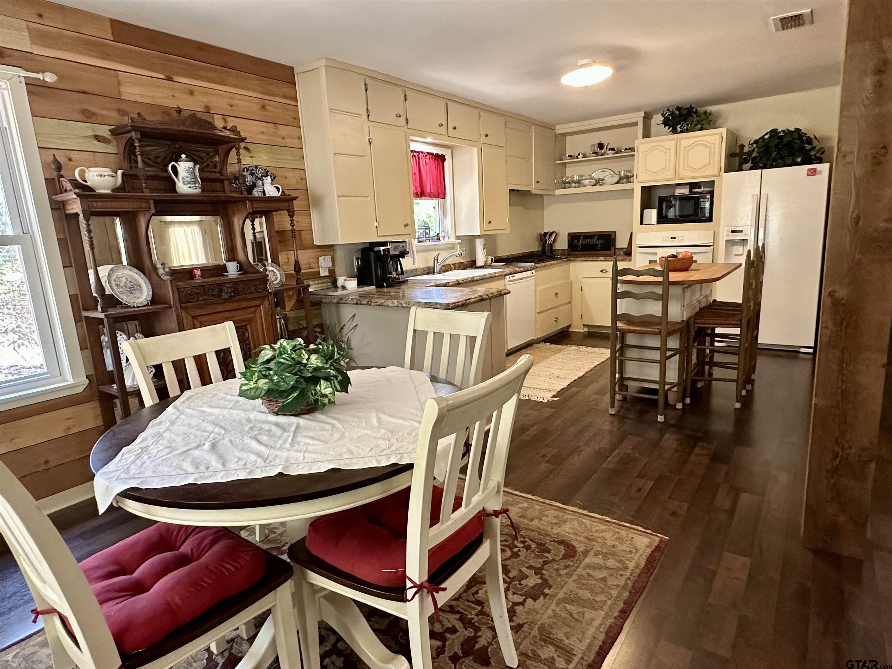11955 Fm 724 Property Photo 12