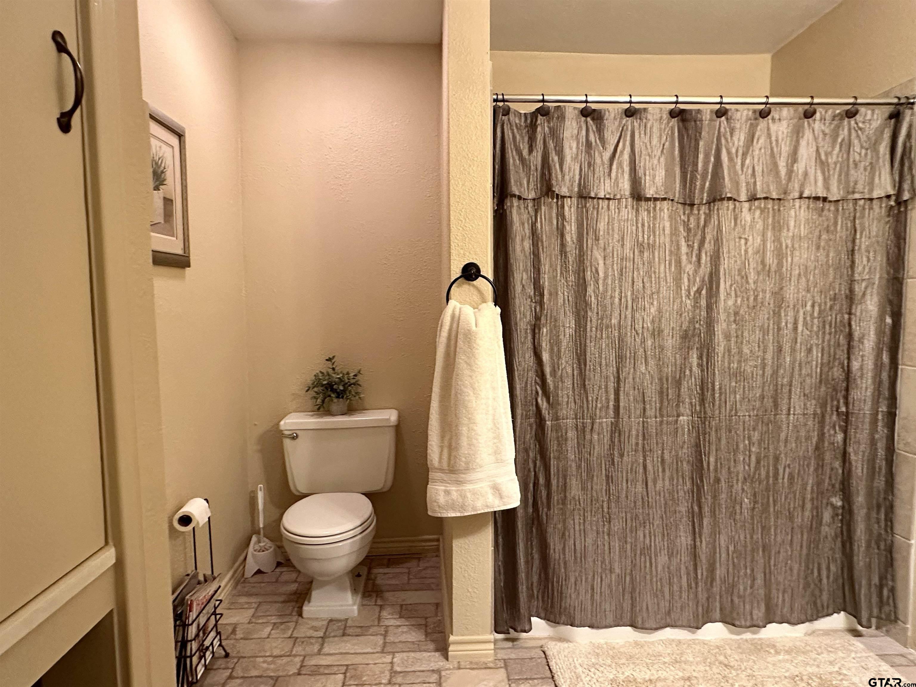 11955 Fm 724 Property Photo 17