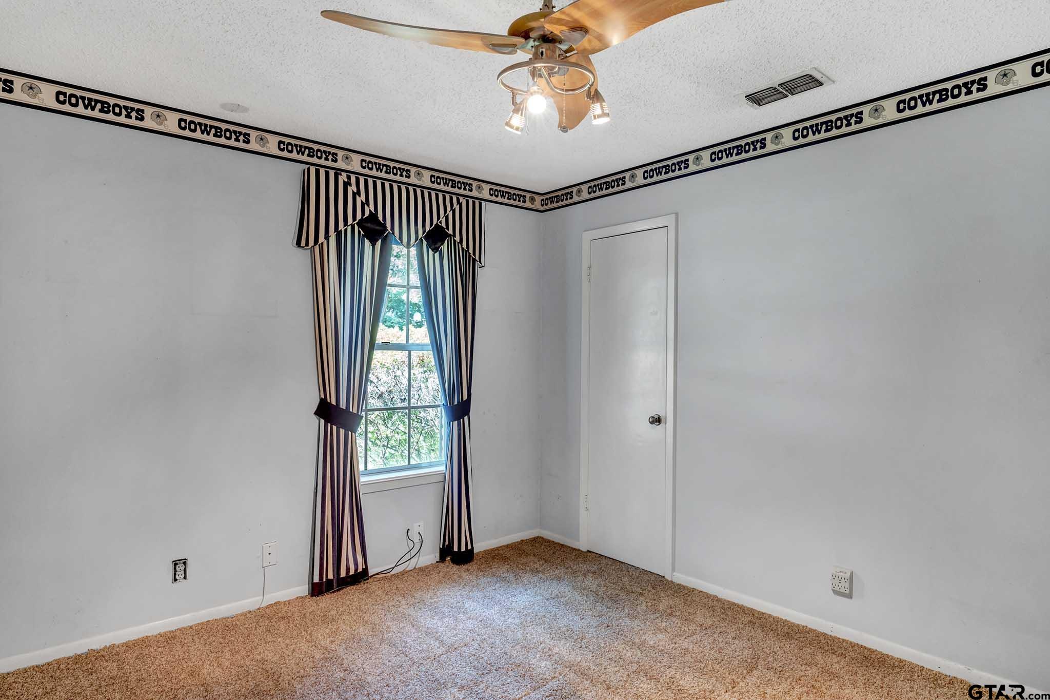 4816 Inverness Drive Property Photo 16