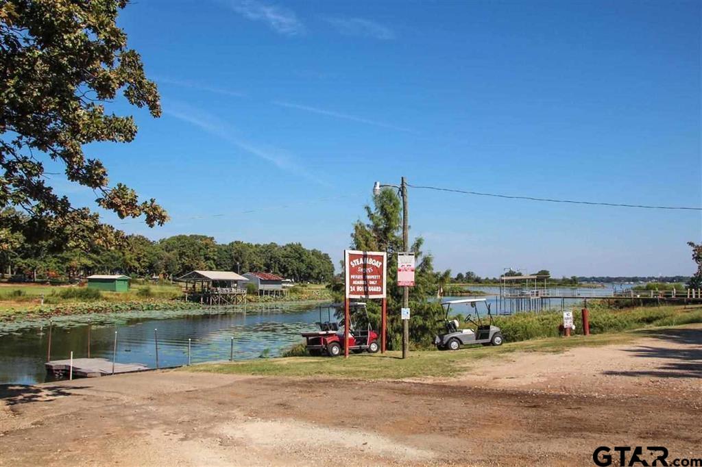310 Private Road 7709 Property Photo 4