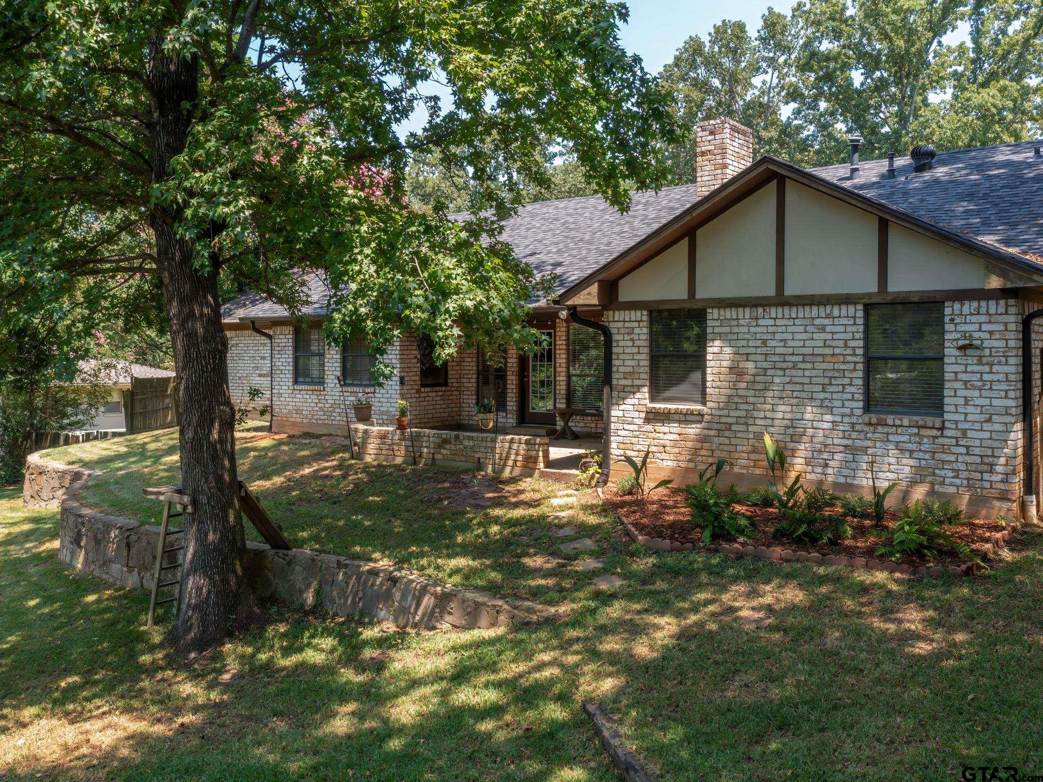 1717 Sequoia Dr Property Photo 29