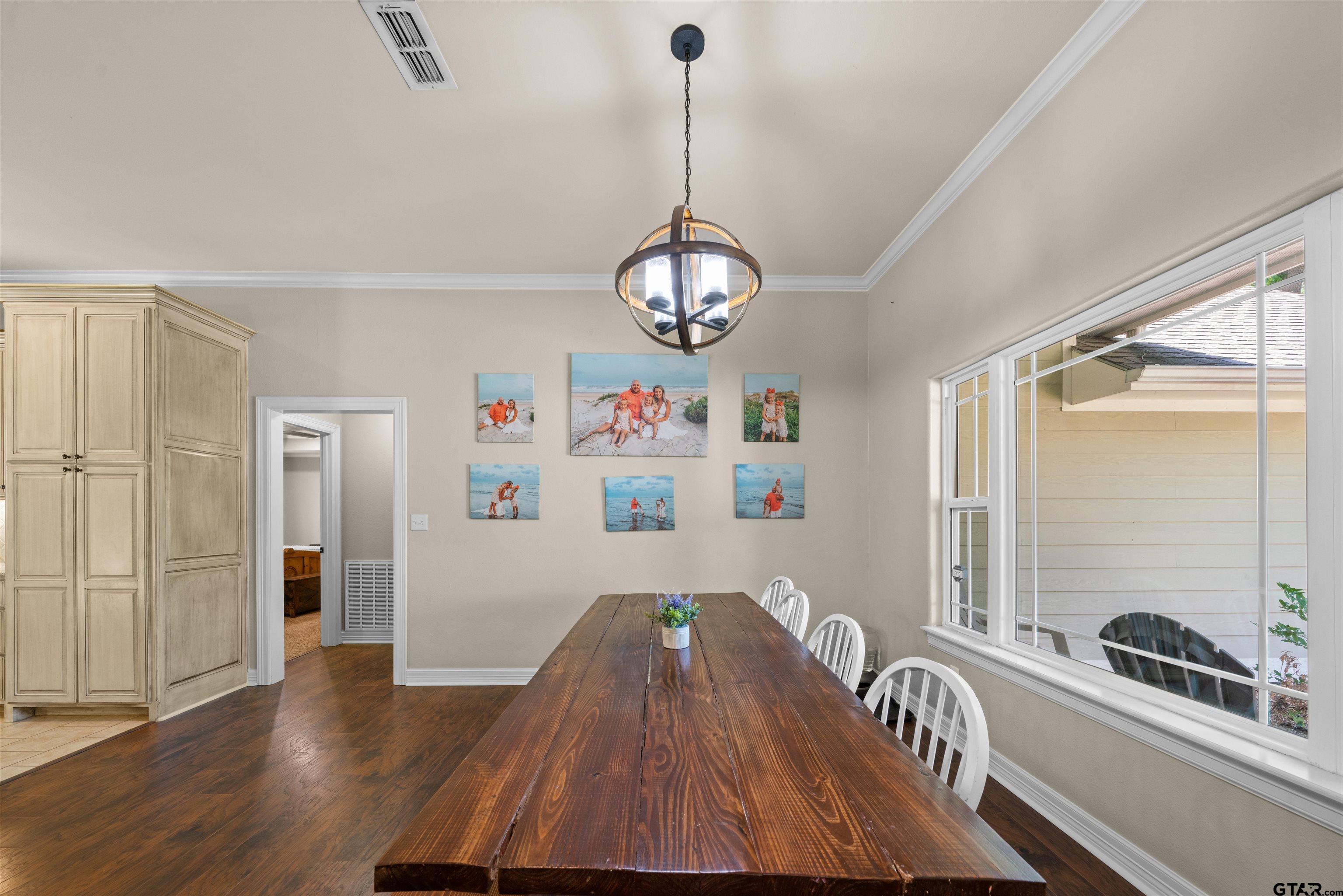 22238 Lime St Property Photo 8