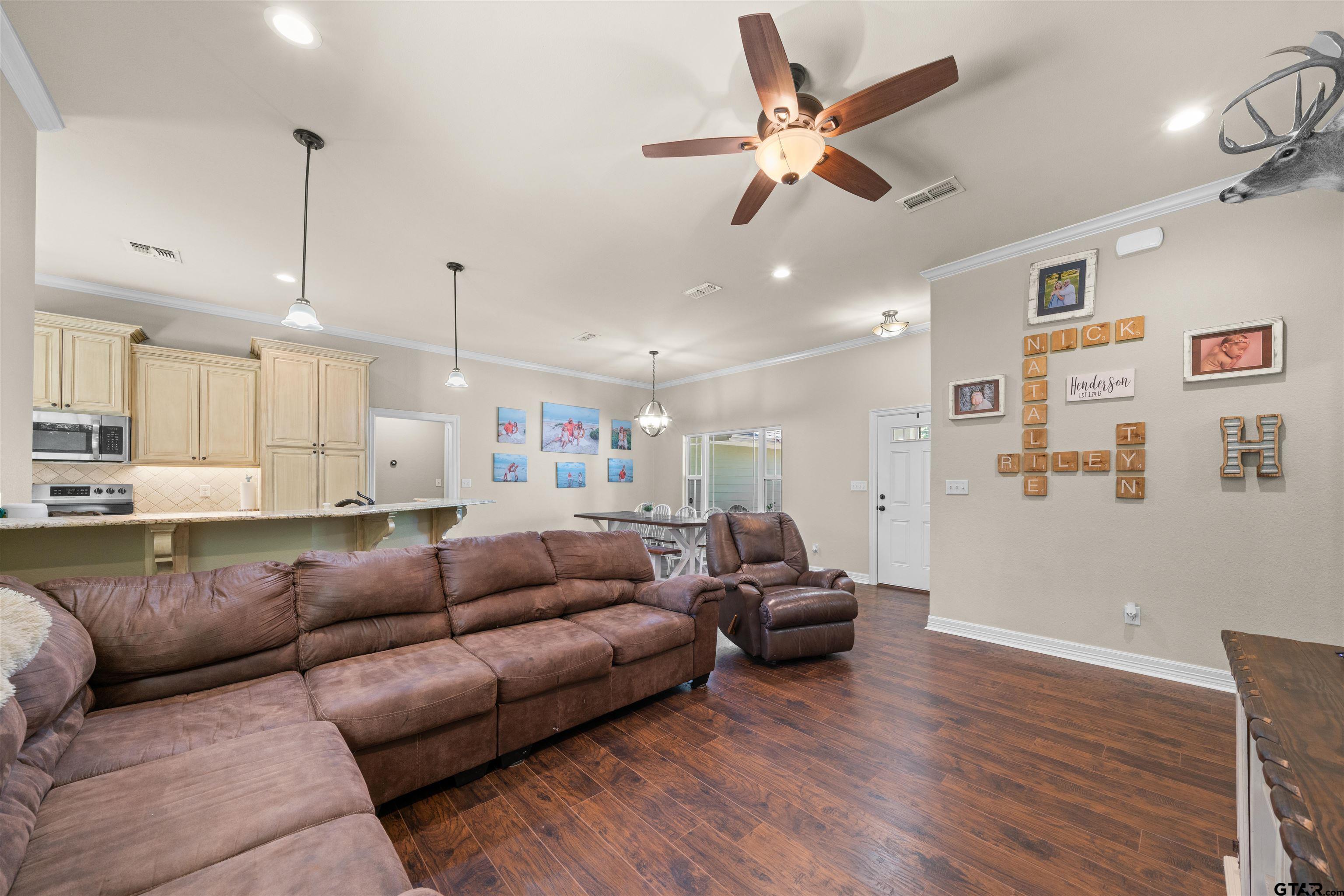 22238 Lime St Property Photo 17