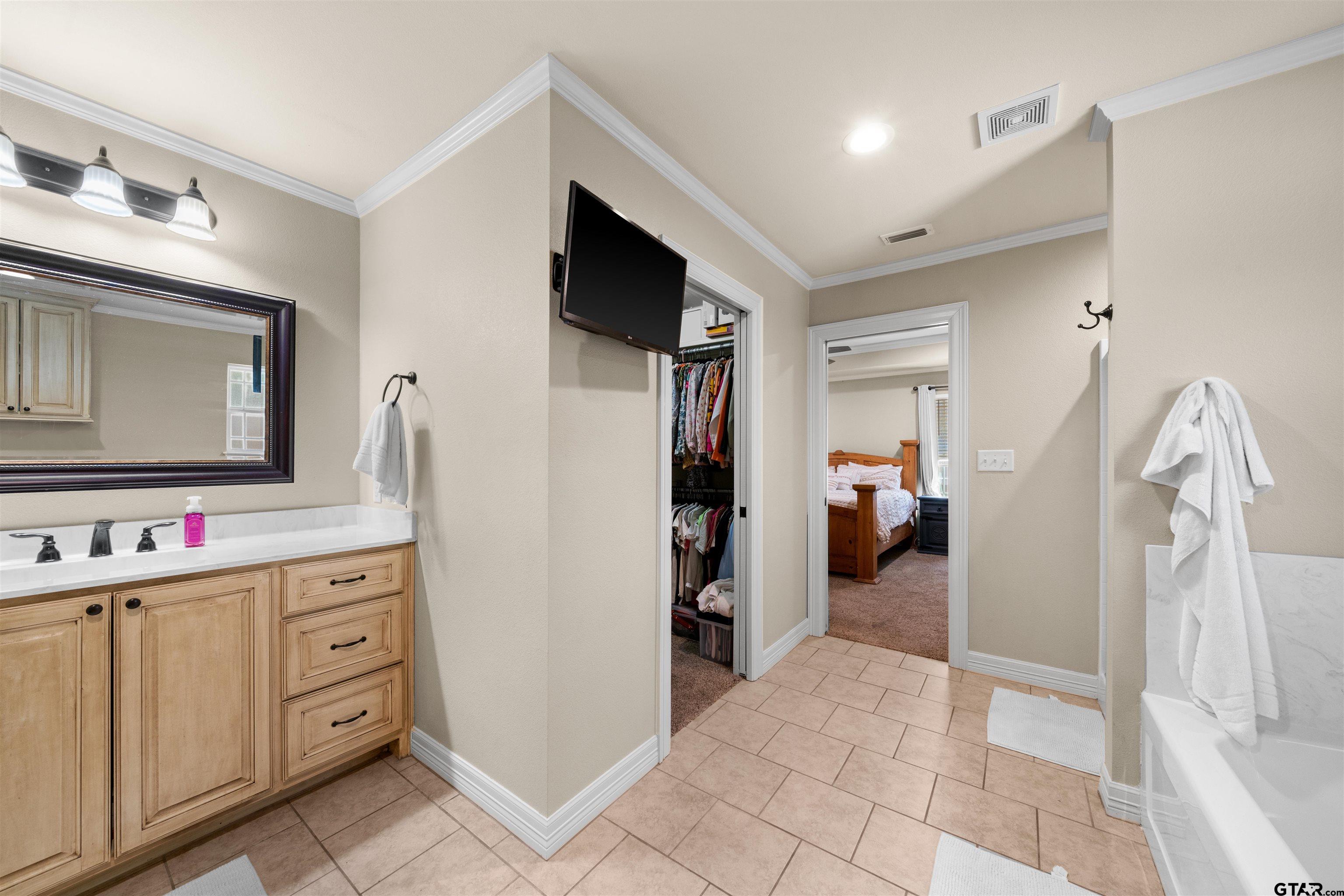 22238 Lime St Property Photo 24