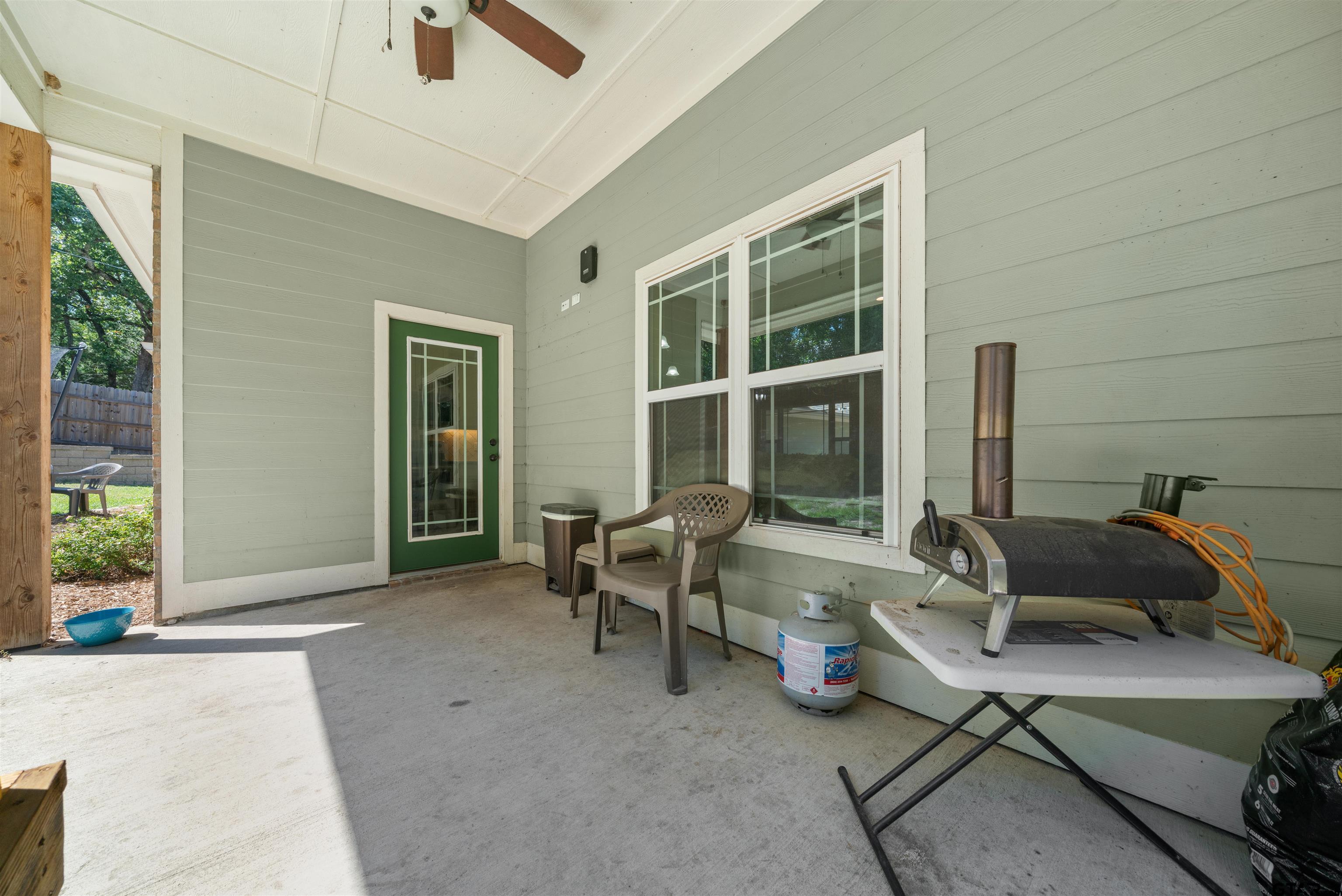 22238 Lime St Property Photo 28