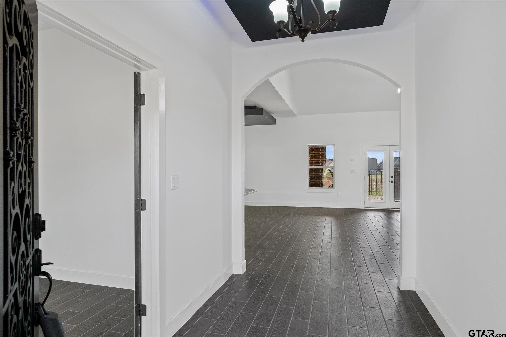 1396 Deerfield Drive Property Photo 4