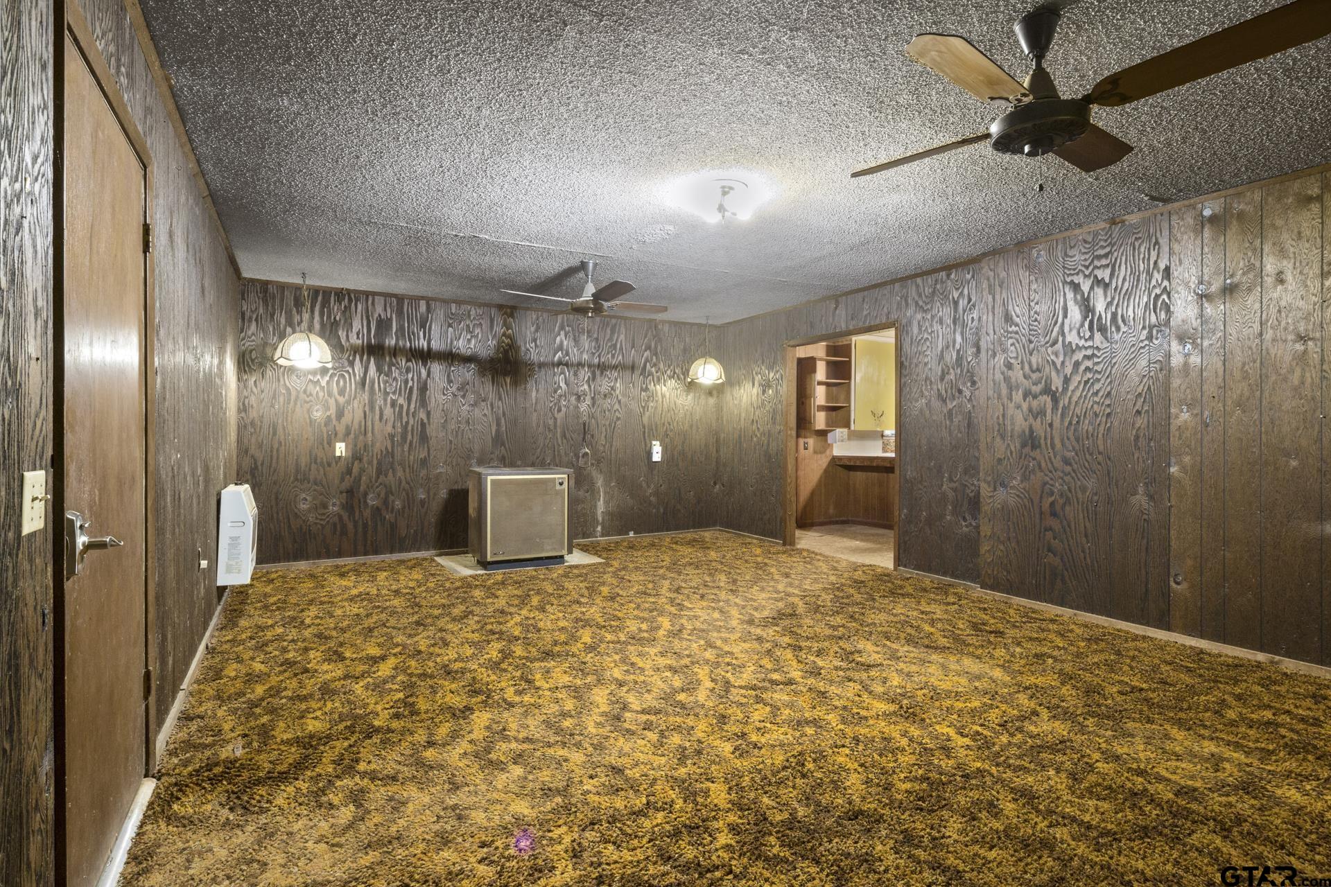 98 County Road 2873 Property Photo 3