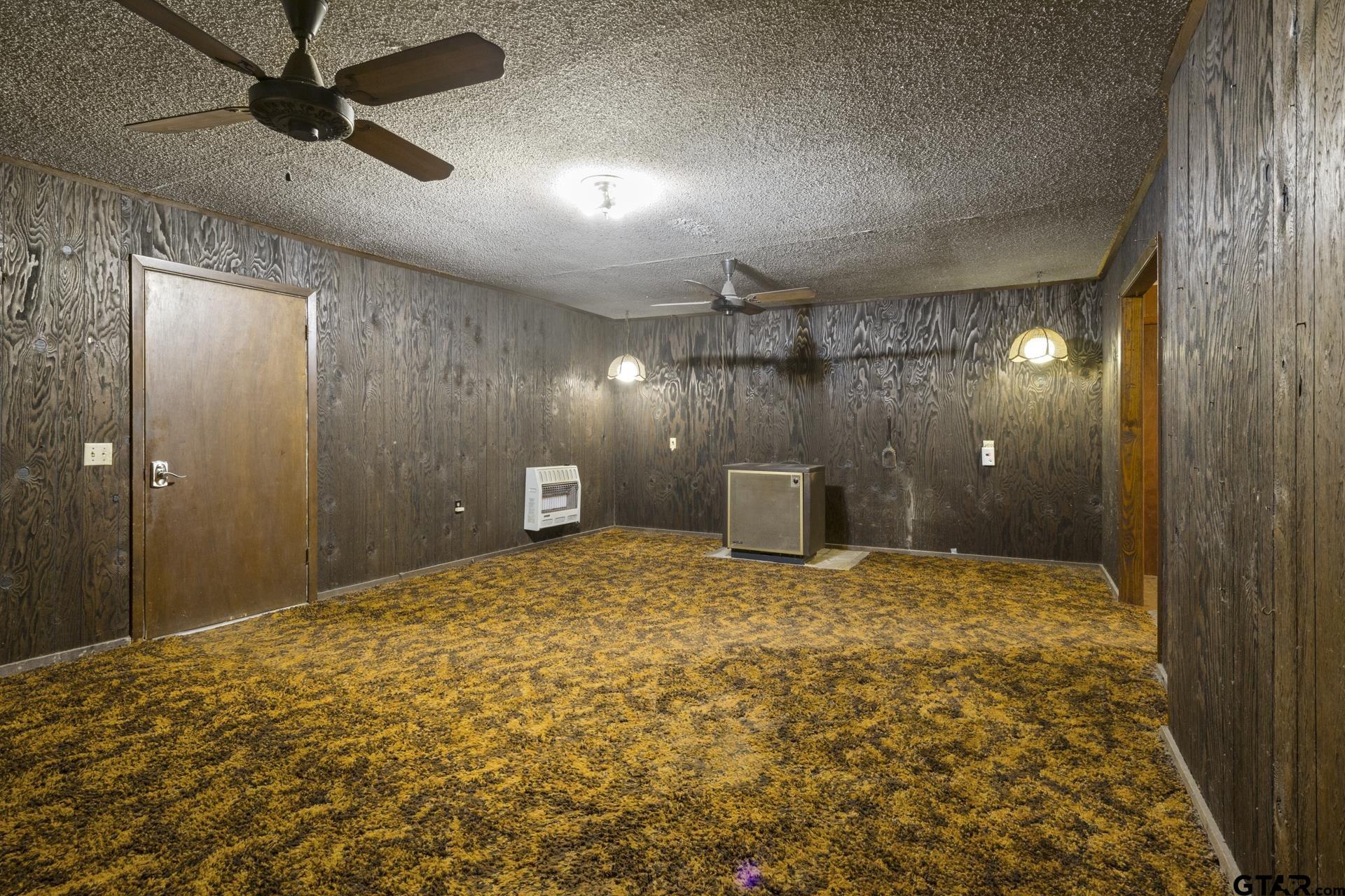 98 County Road 2873 Property Photo 4