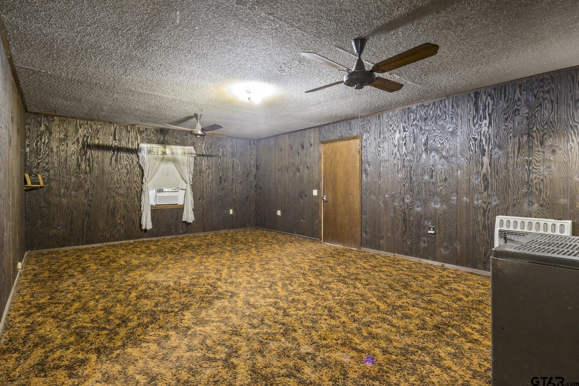 98 County Road 2873 Property Photo 5