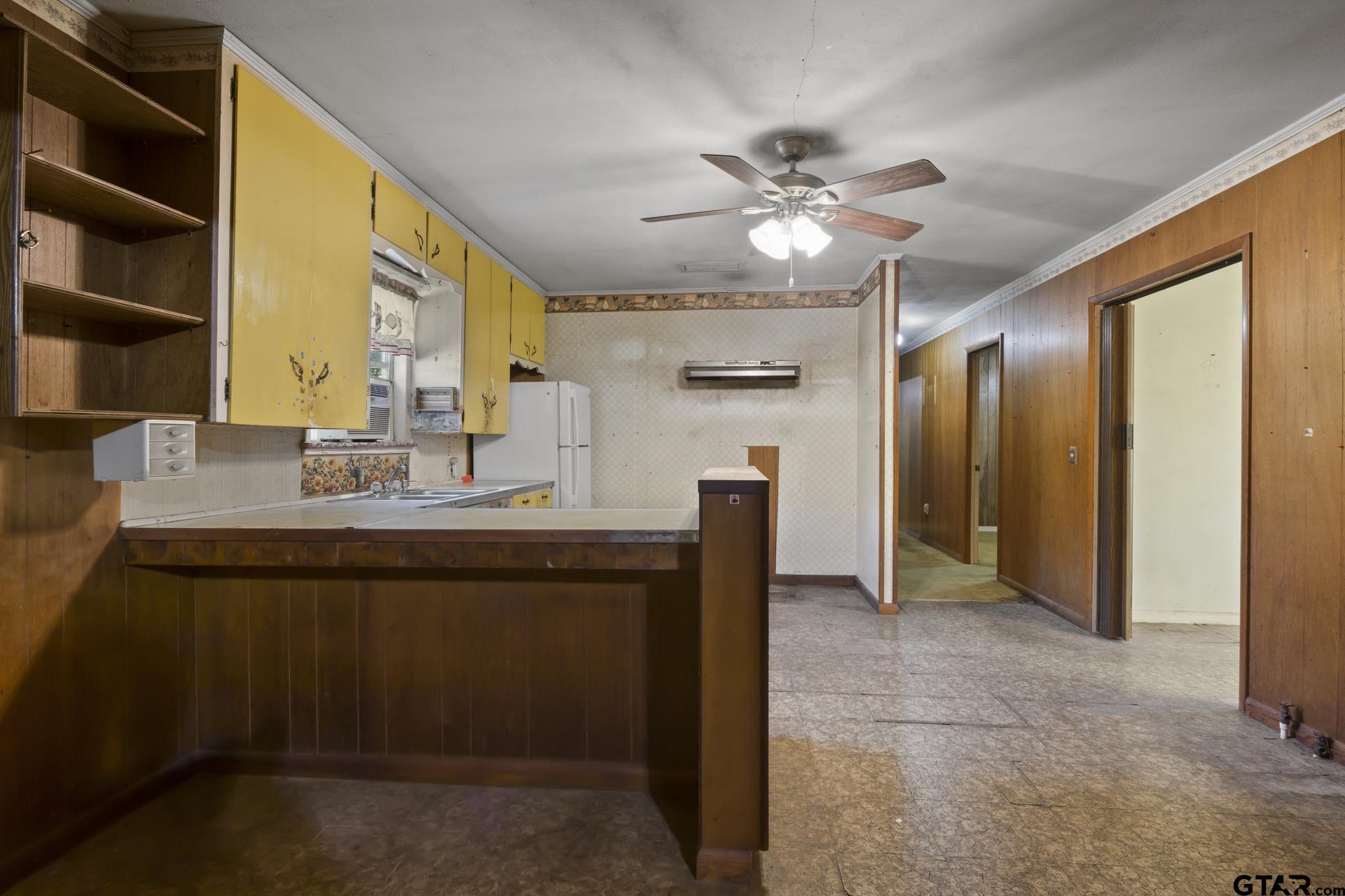 98 County Road 2873 Property Photo 6