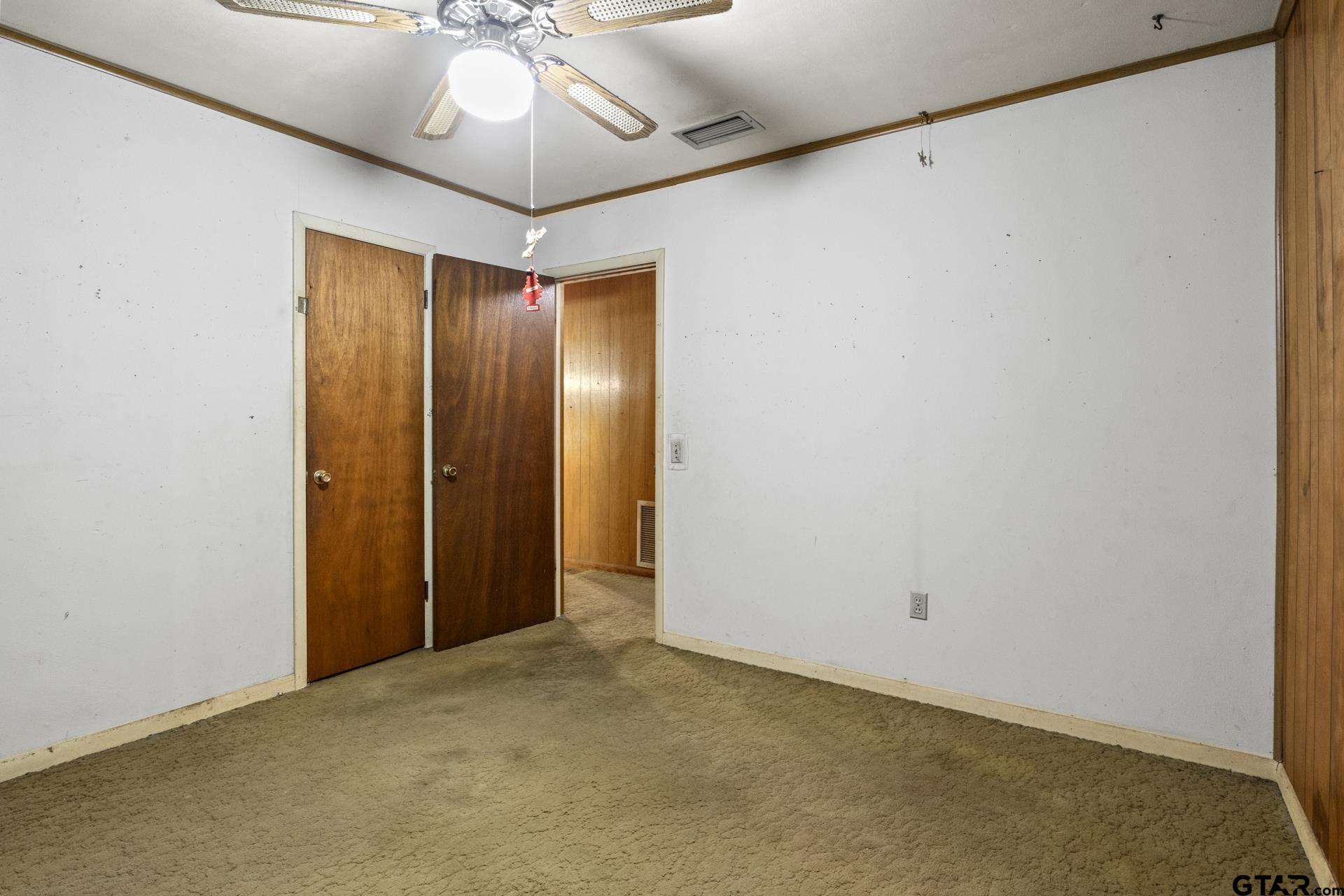 98 County Road 2873 Property Photo 15