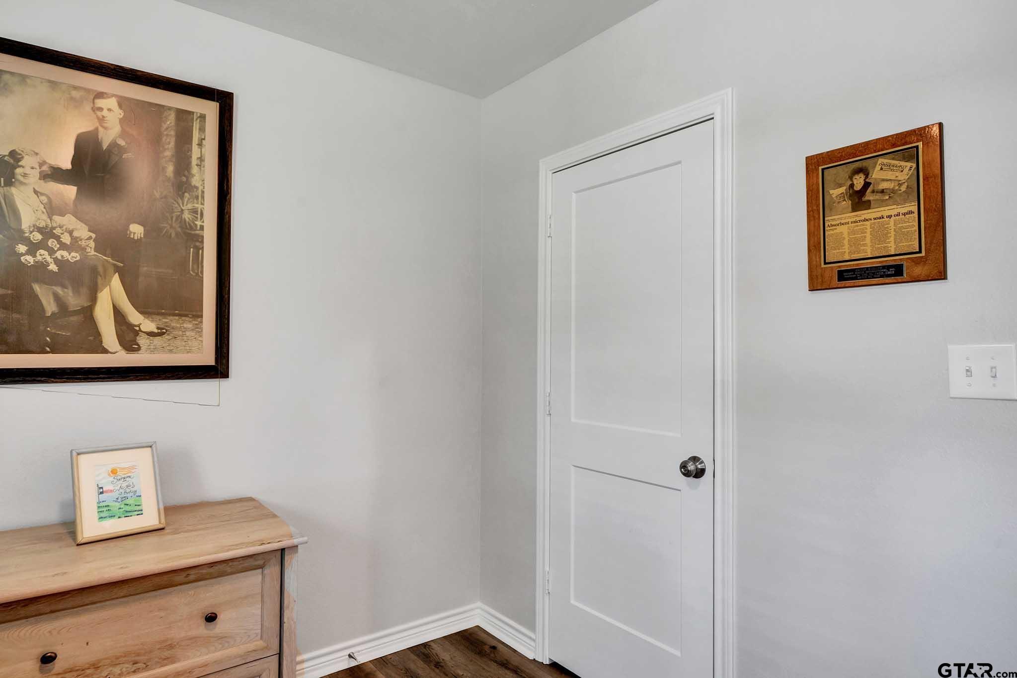 403 Caroline Ln. Property Photo 20