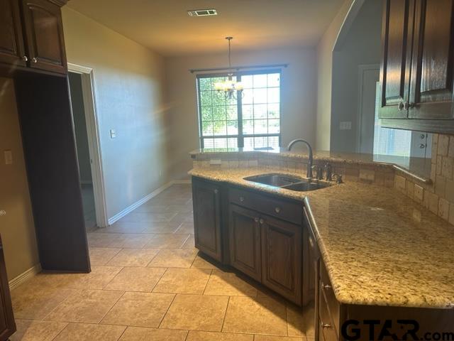 652 Princess Place Property Photo 6