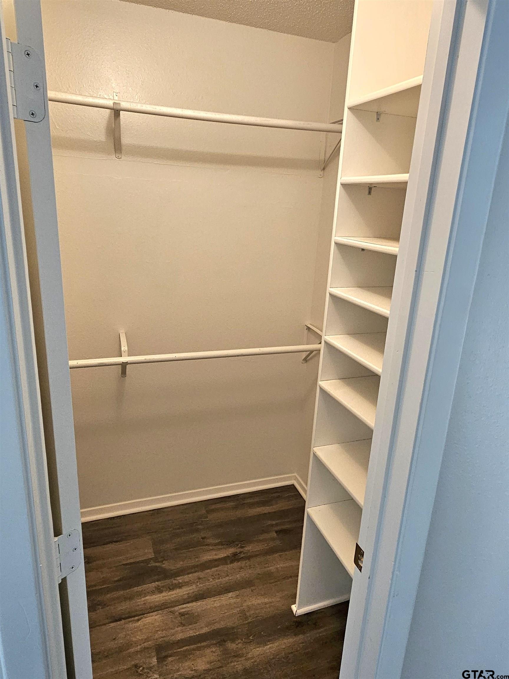 10889 Cr 1282 Property Photo 8