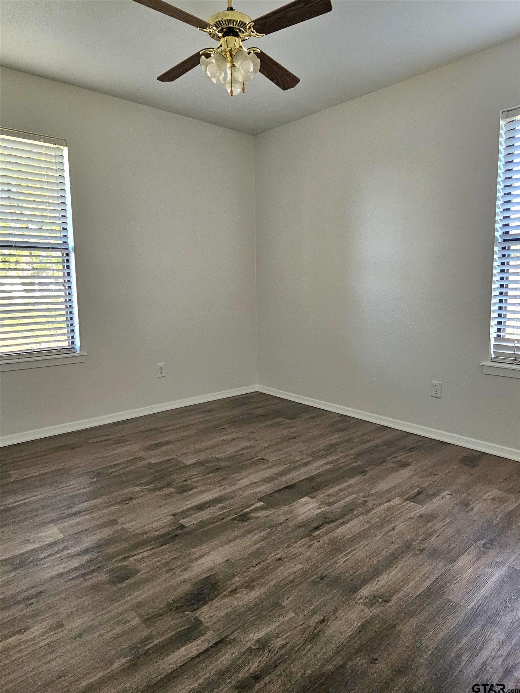 10889 Cr 1282 Property Photo 11