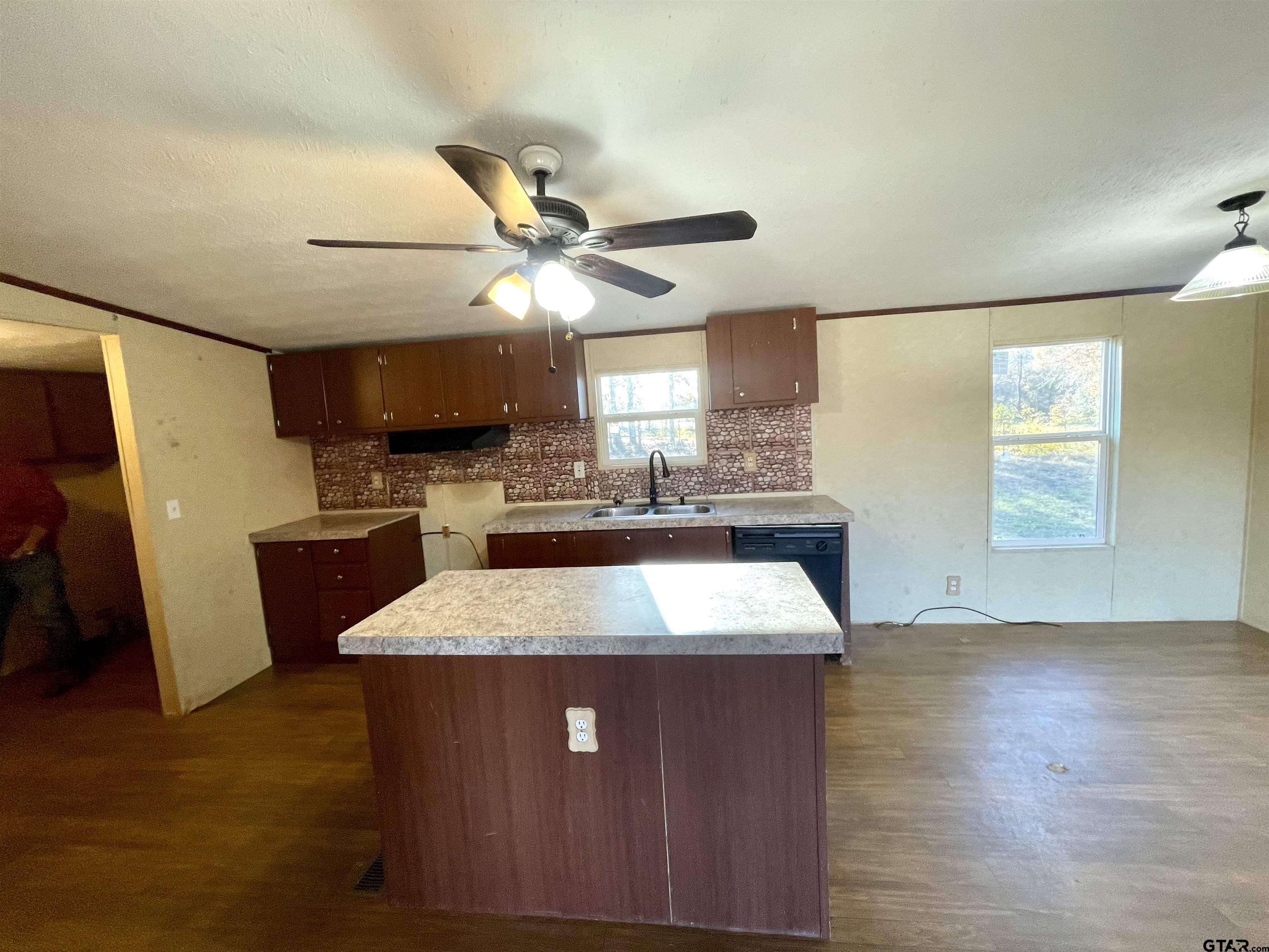 18160 Cr 4225 Property Photo 14