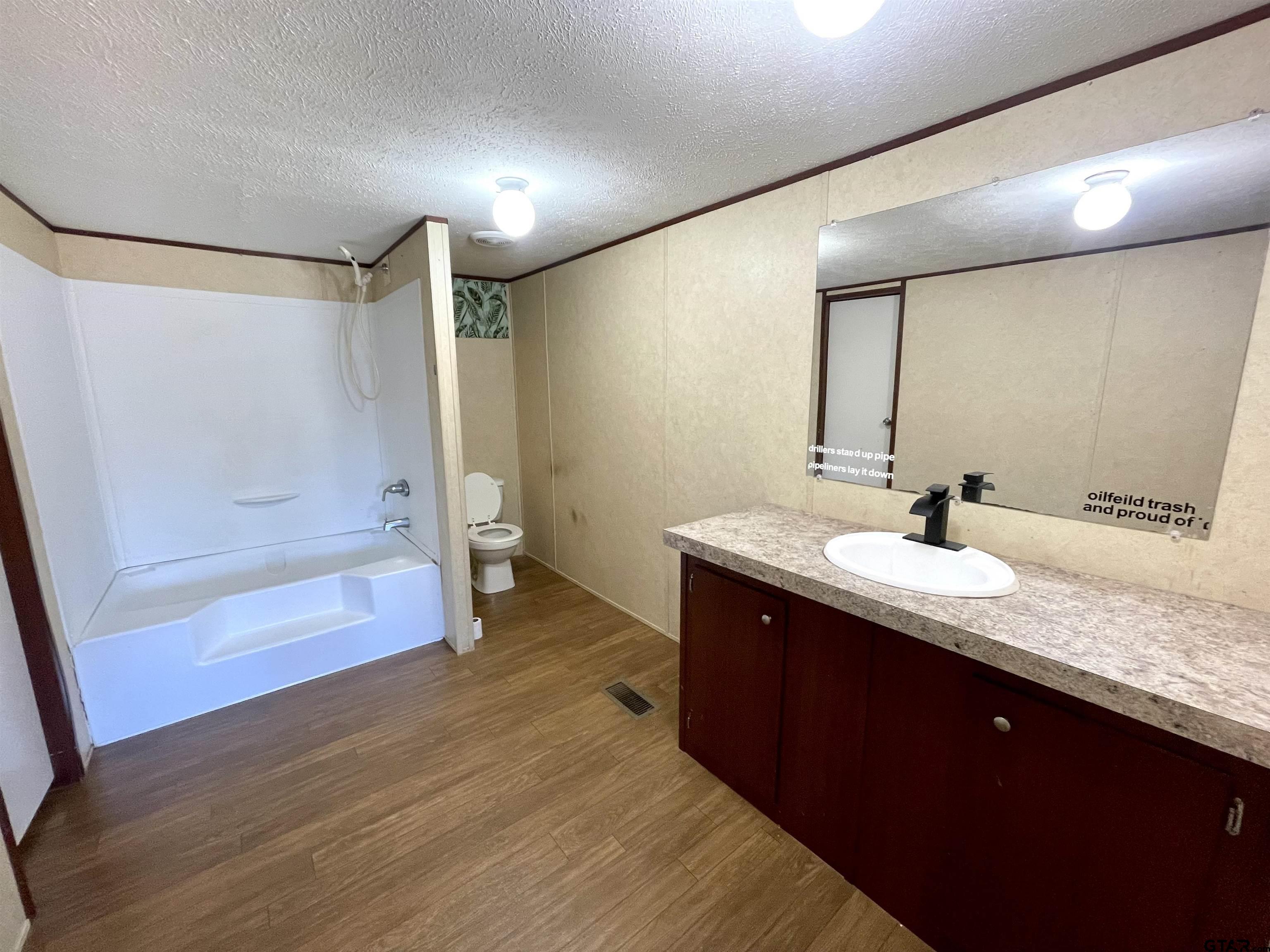 18160 Cr 4225 Property Photo 18